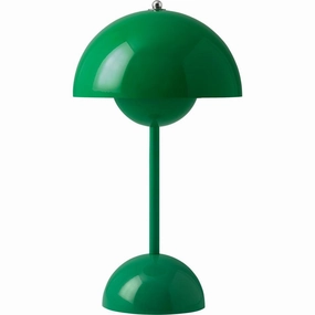 FLOWERPOT VP9 - MAGNET OPLADER PORTABLE - SIGNAL GRN modern wall mounted lamp