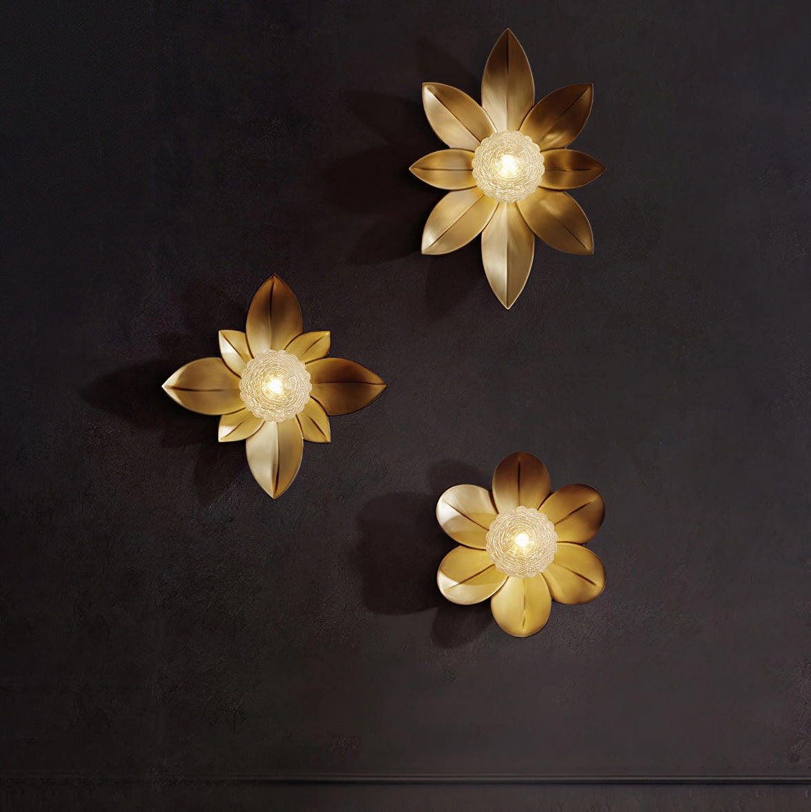 Gigi Wall Lamp