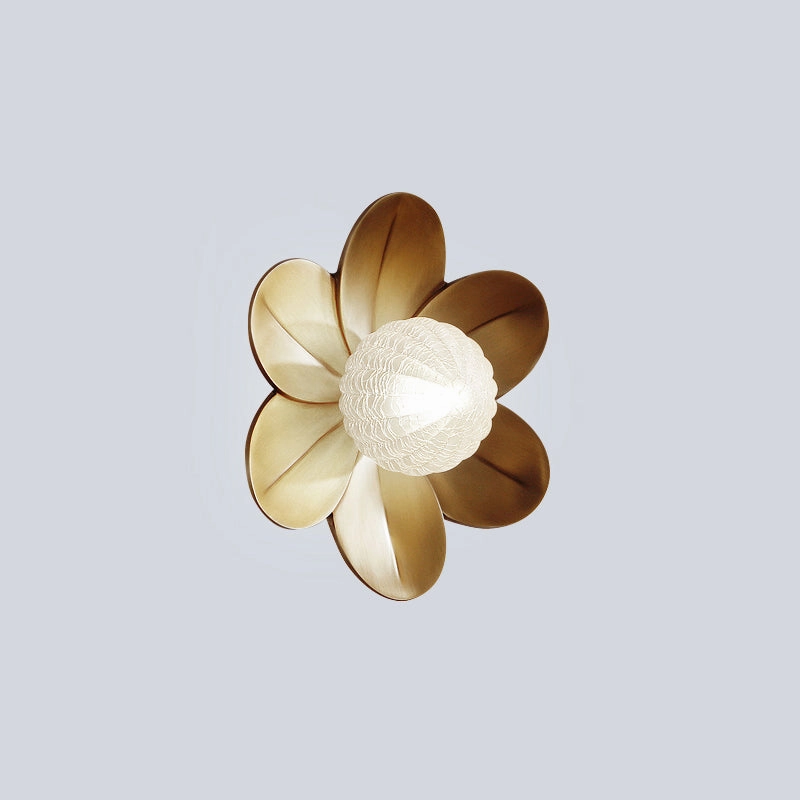 Gigi Wall Lamp