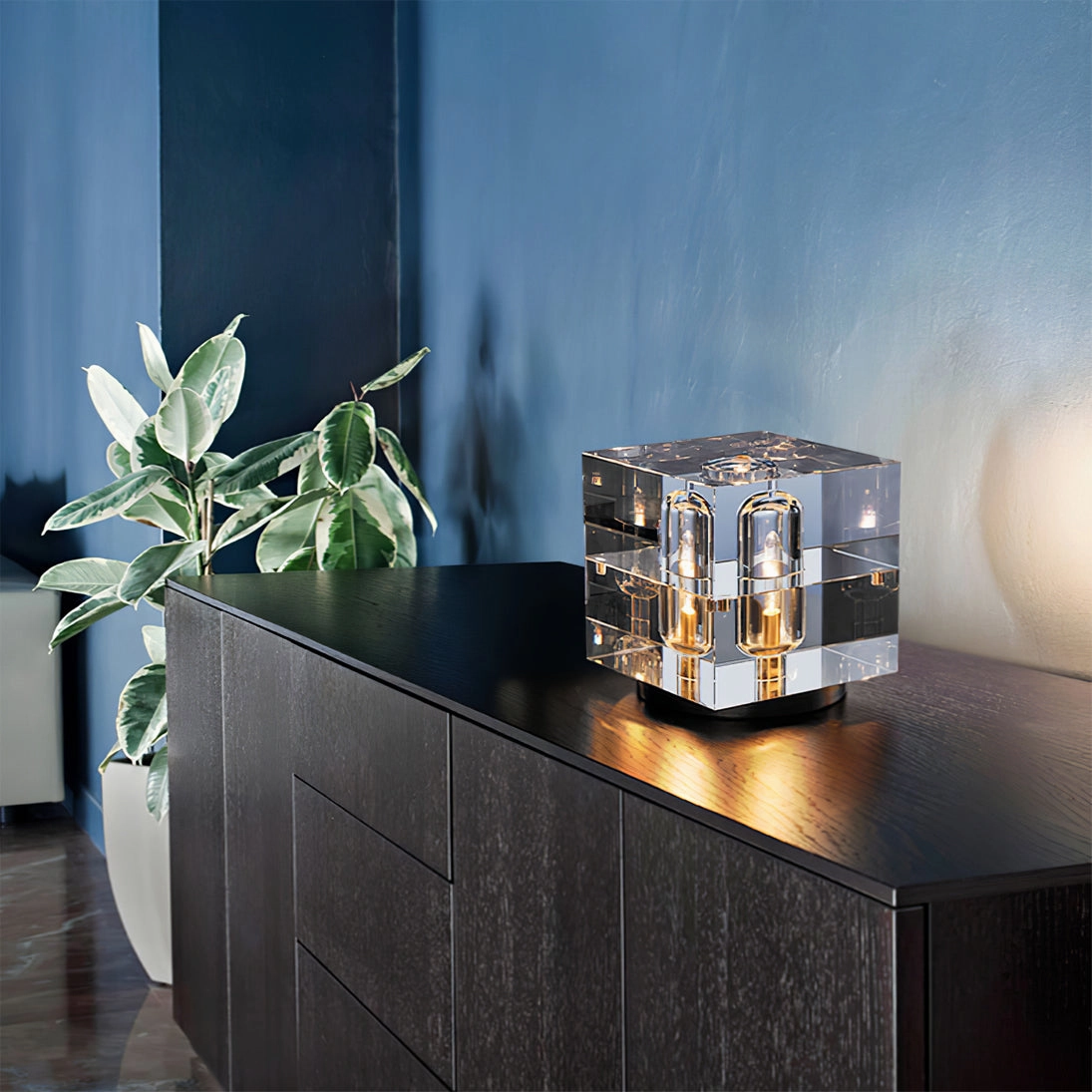 Glacon Table Lamp