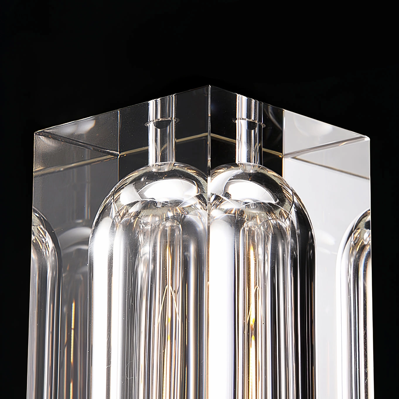Glacon Table Lamp