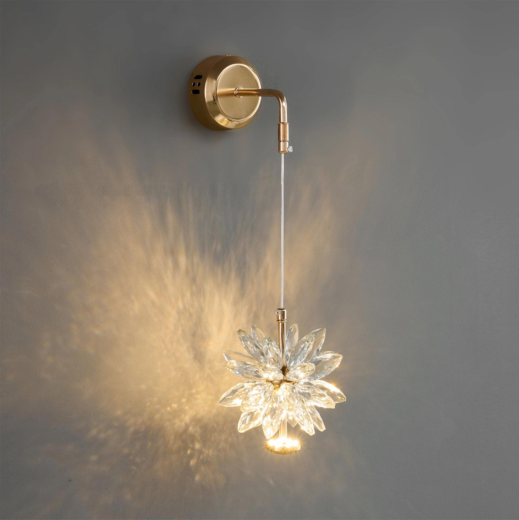 Glam Flower Wall Lamp