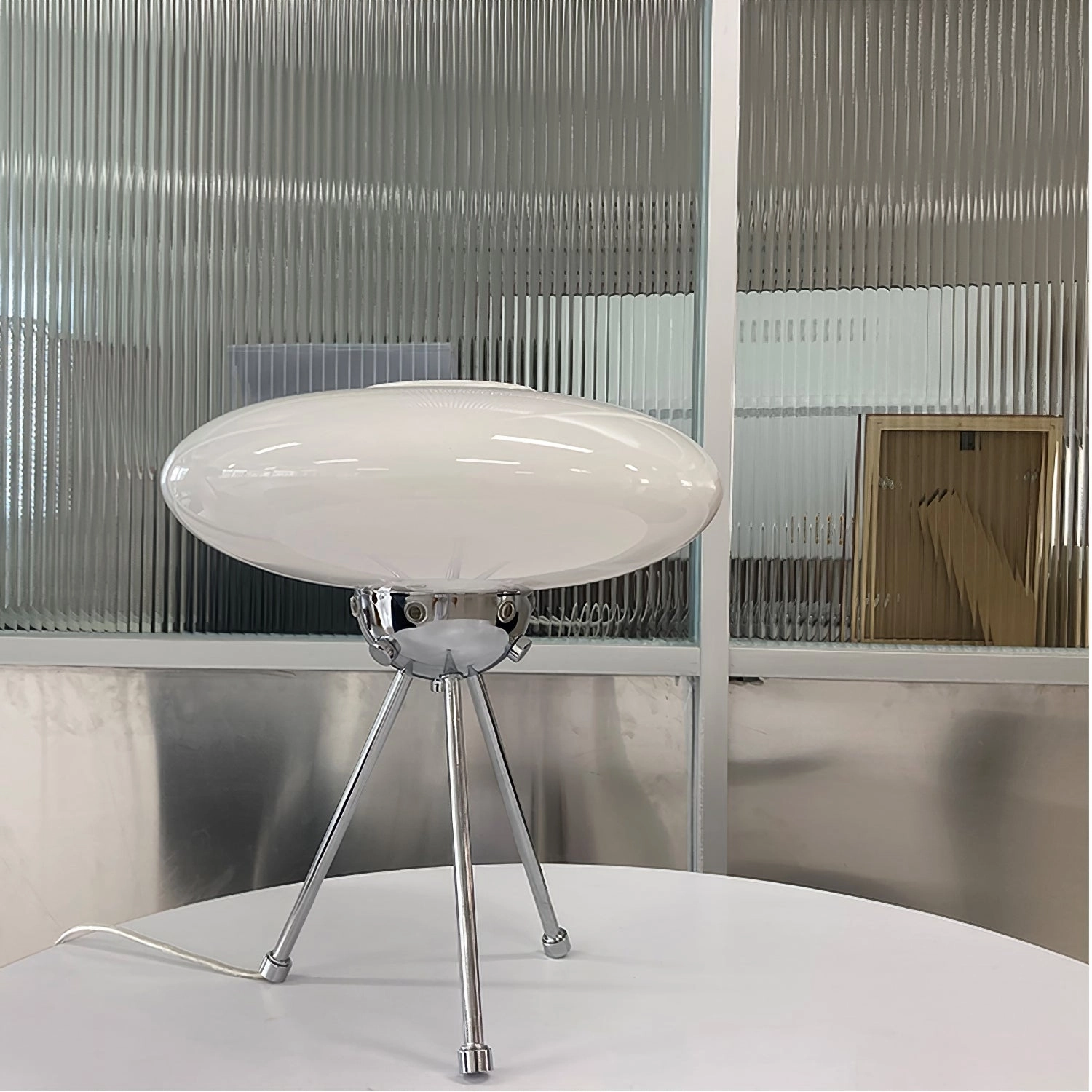 Glass UFO Table Lamp