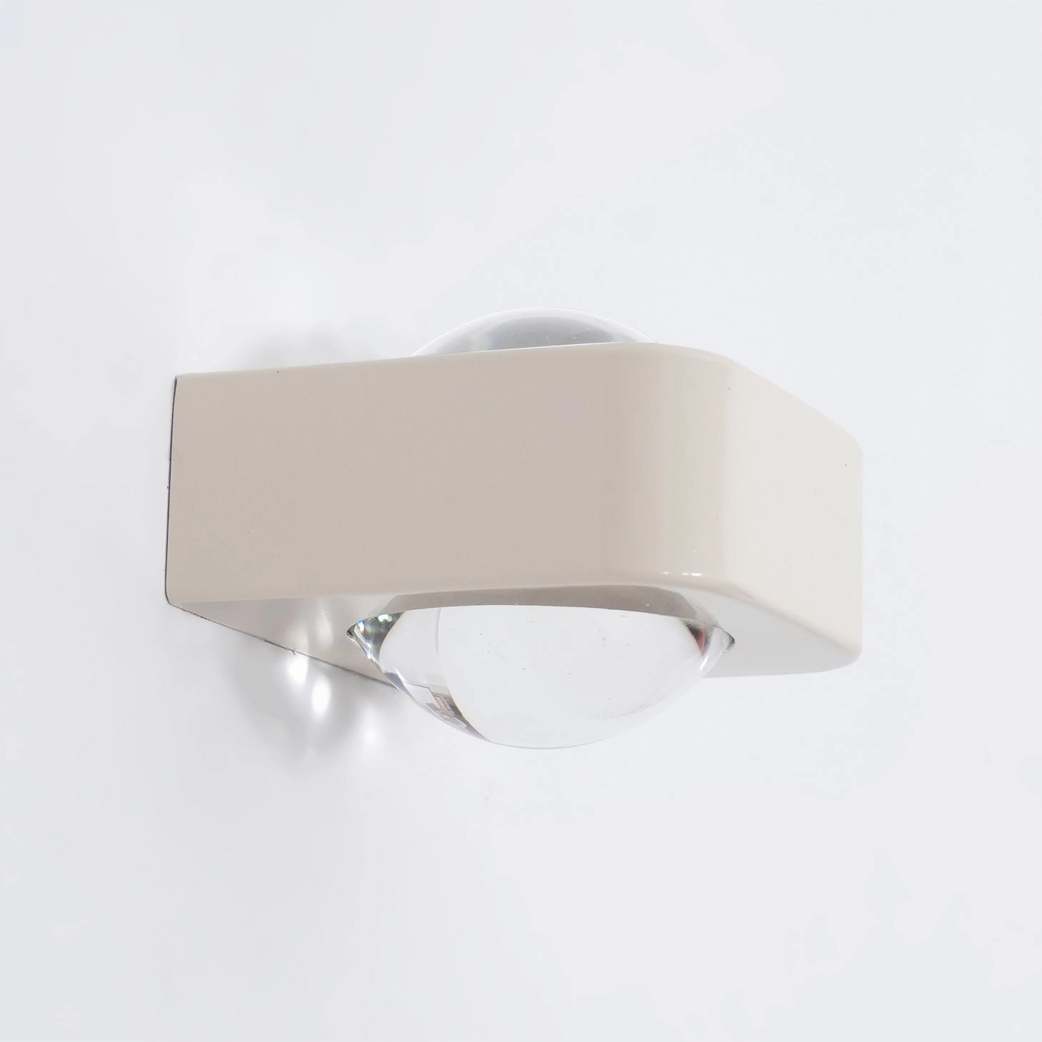 Grace Wall Lamp