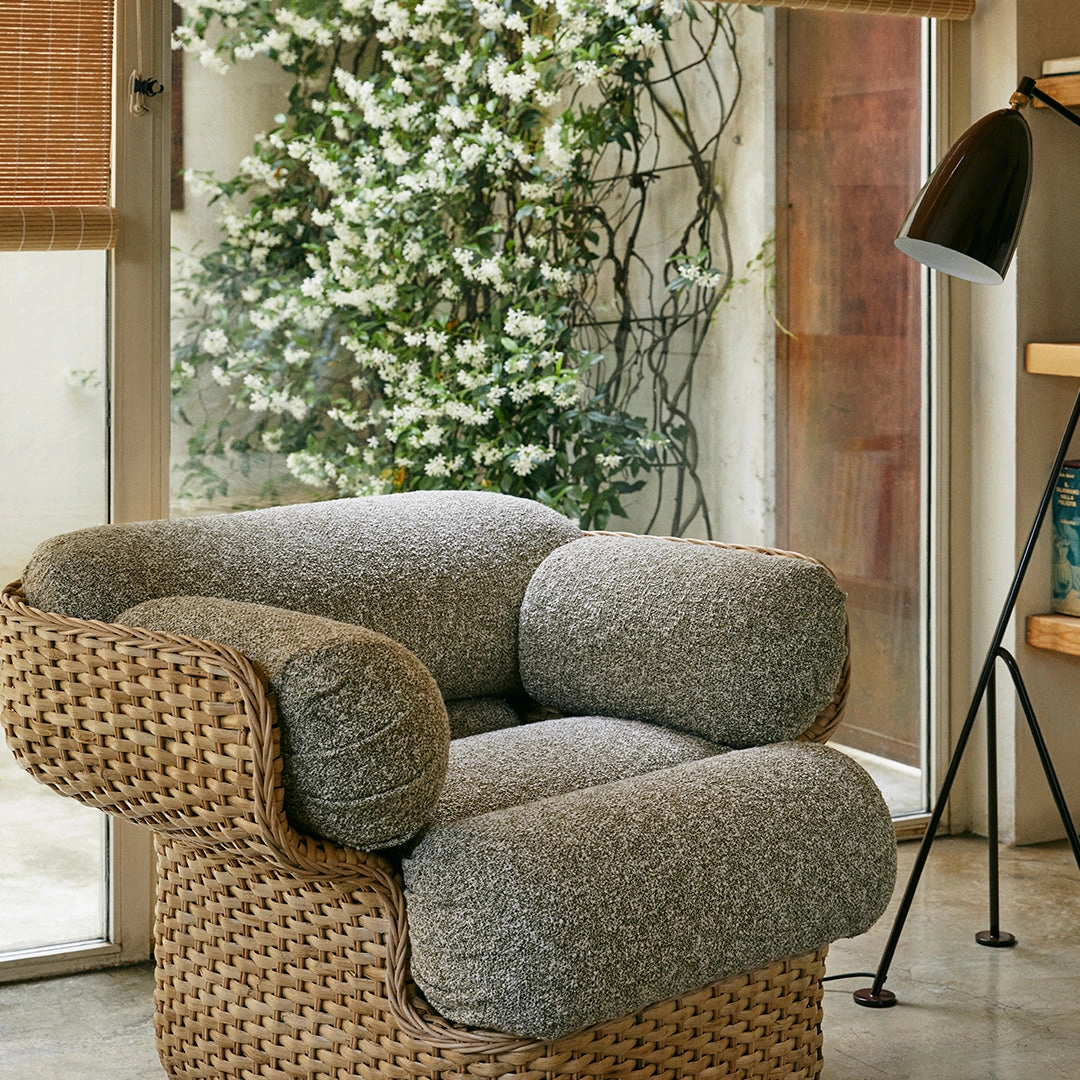 Grossman Grshoppa Floor Lamp