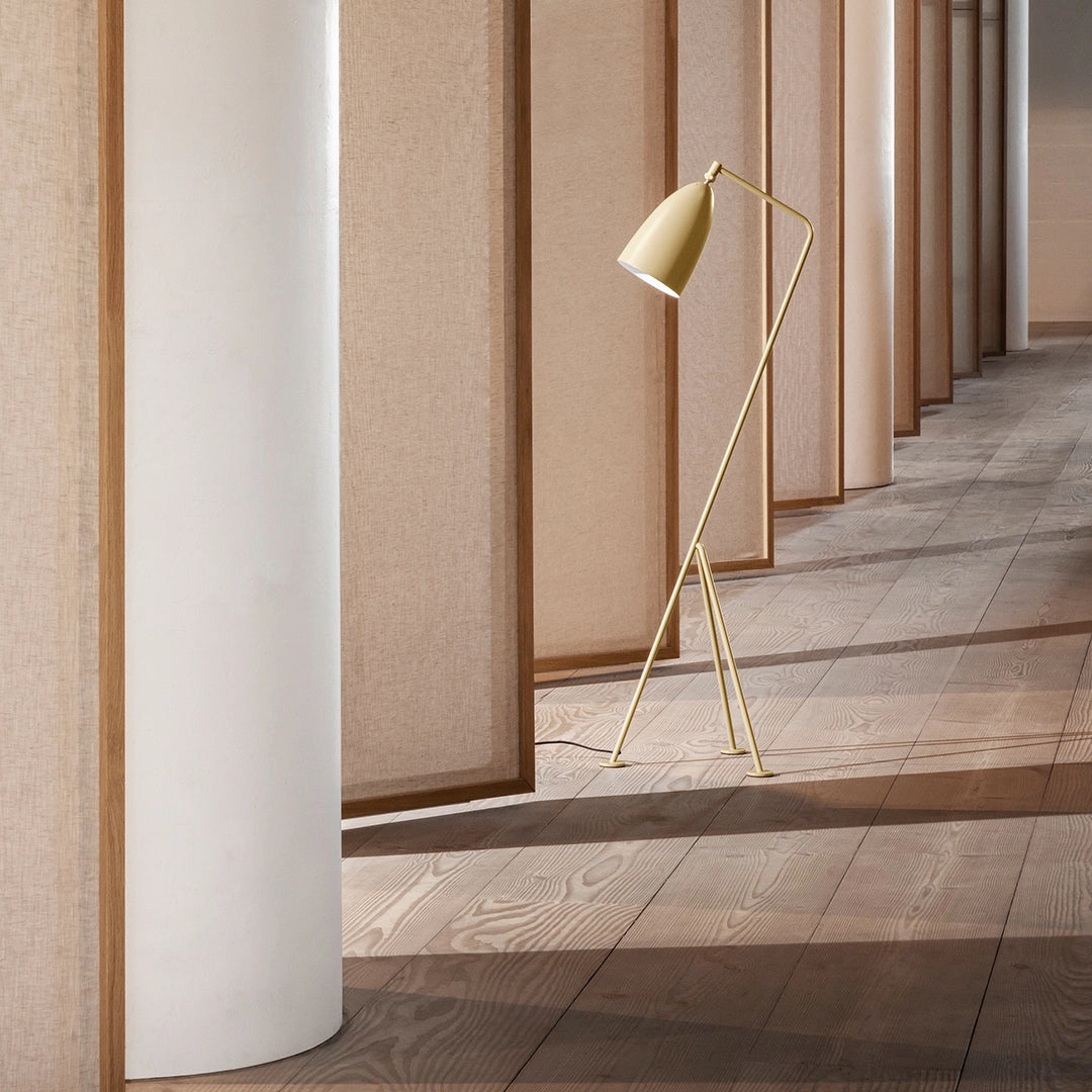 Grossman Grshoppa Floor Lamp