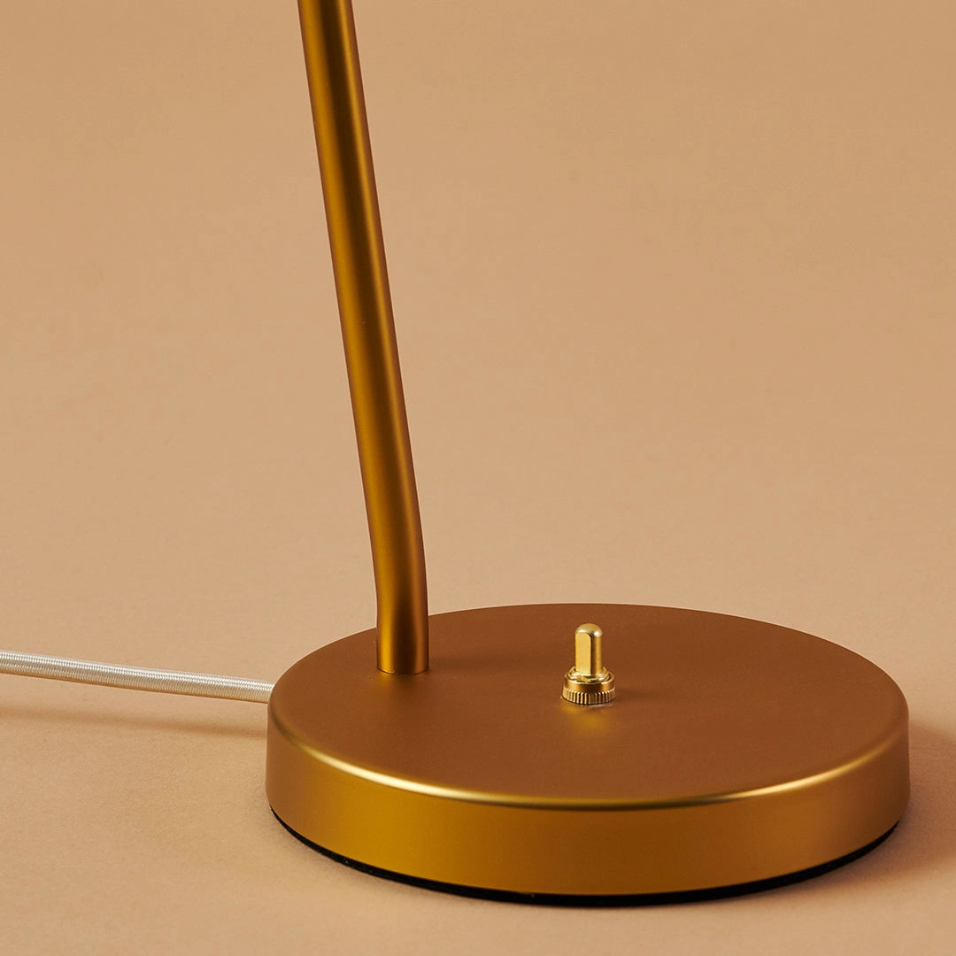 Grossman Grshoppa Table Lamp