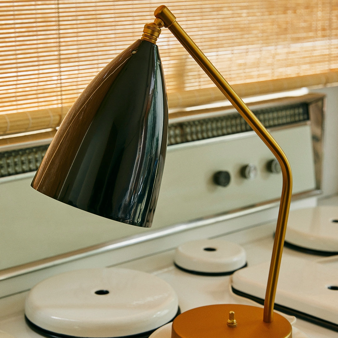 Grossman Grshoppa Table Lamp