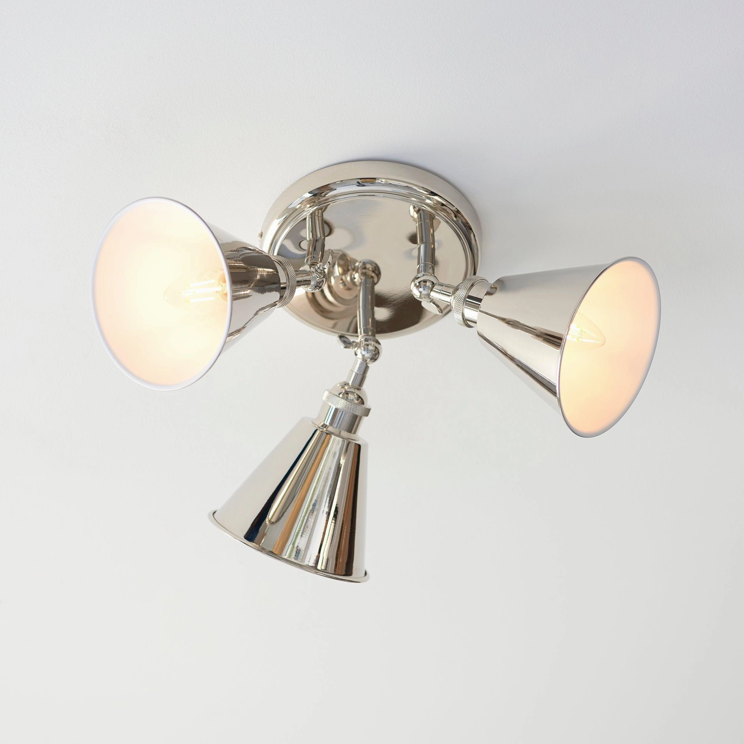 Hal Nickel 3 Light Modern Spot Light