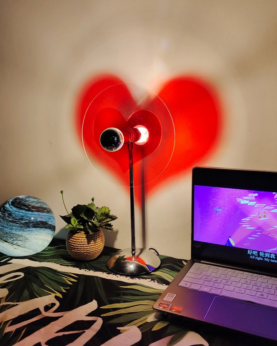 Heart Atmosphere Table Lamp
