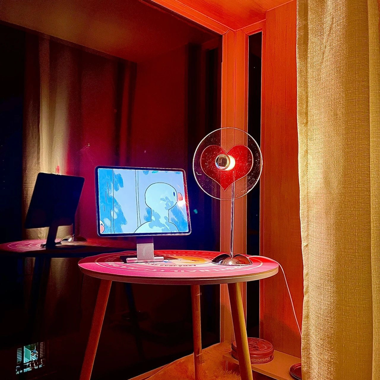 Heart Atmosphere Table Lamp
