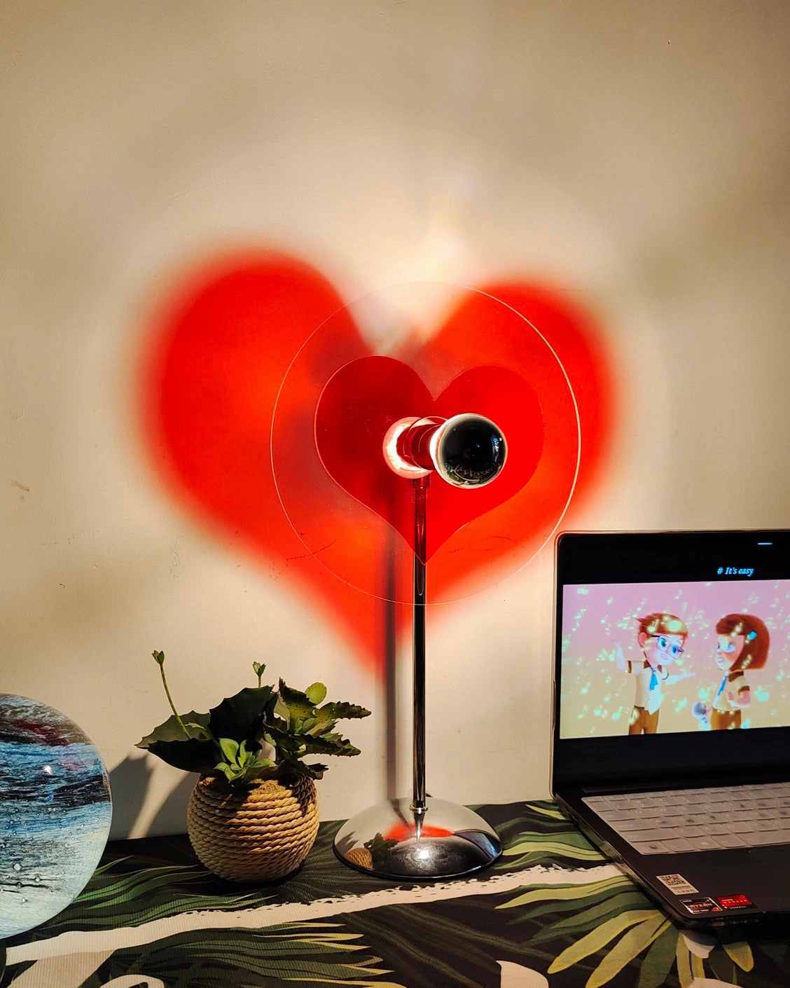 Heart Atmosphere Table Lamp