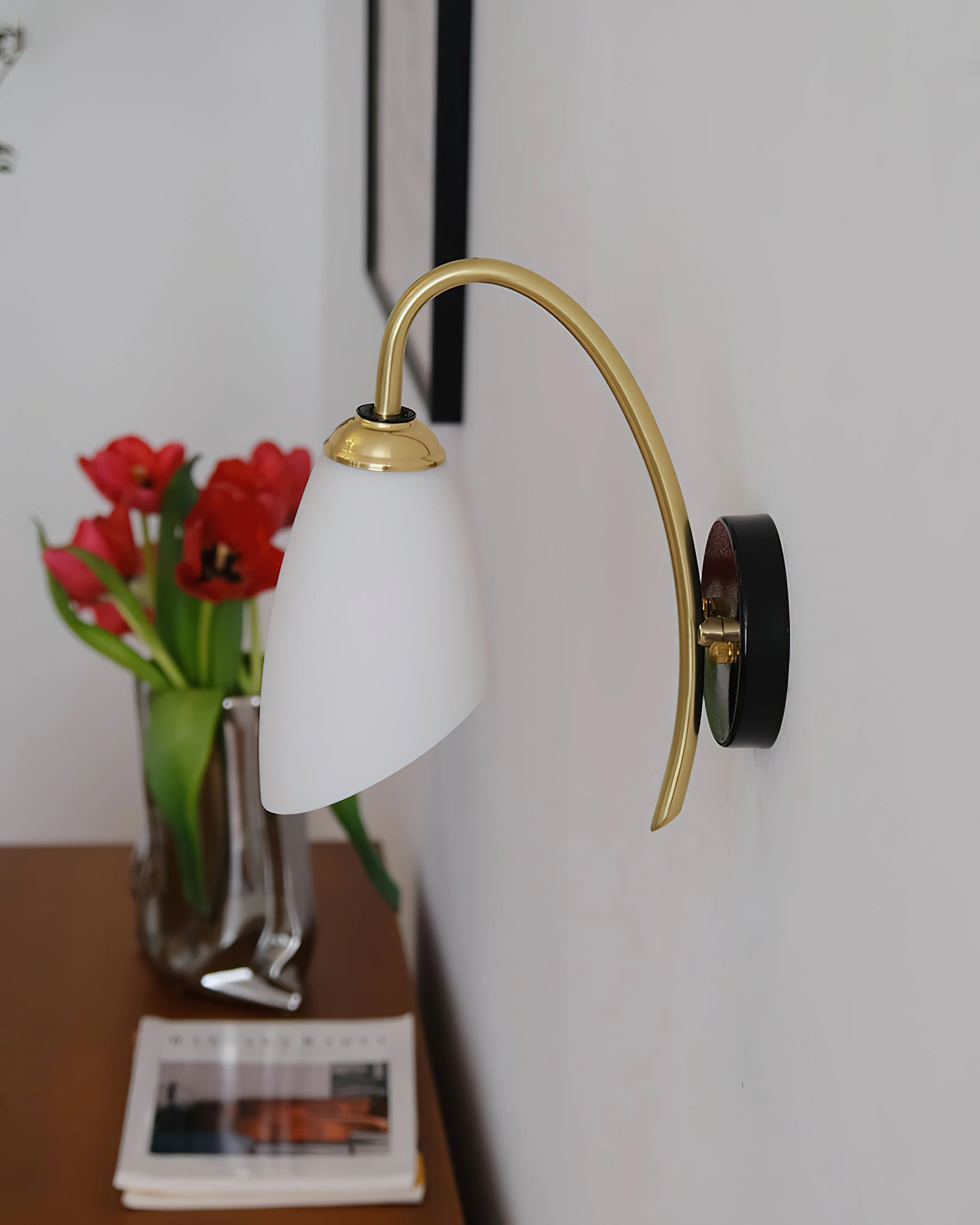Hector Wall Lamp