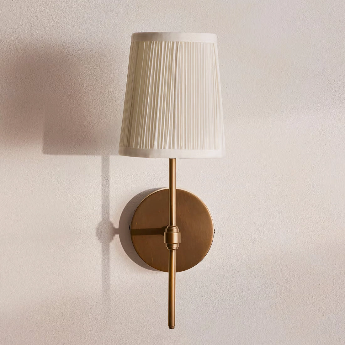 Henley Wall Light