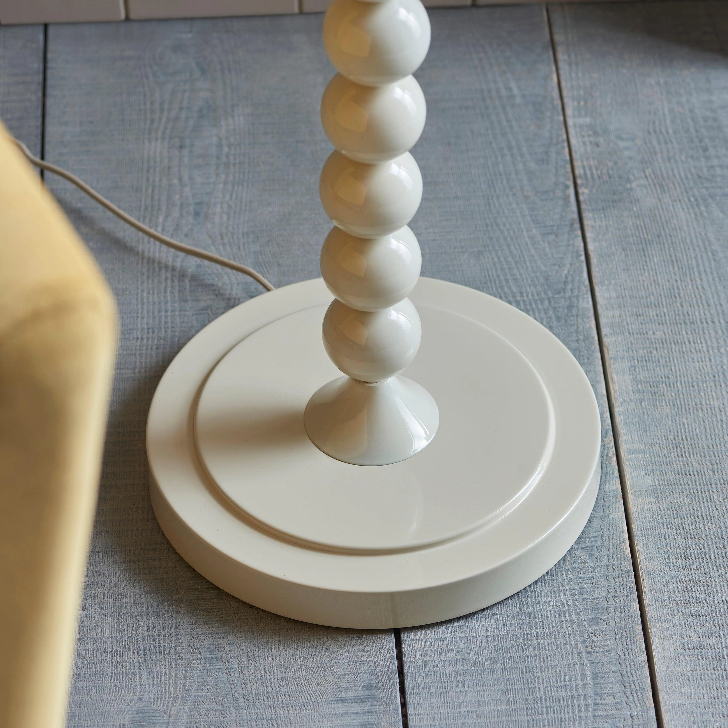 Higgledy Almond White Floor Lamp & Zigzag 40cm Cotswold Green Shade