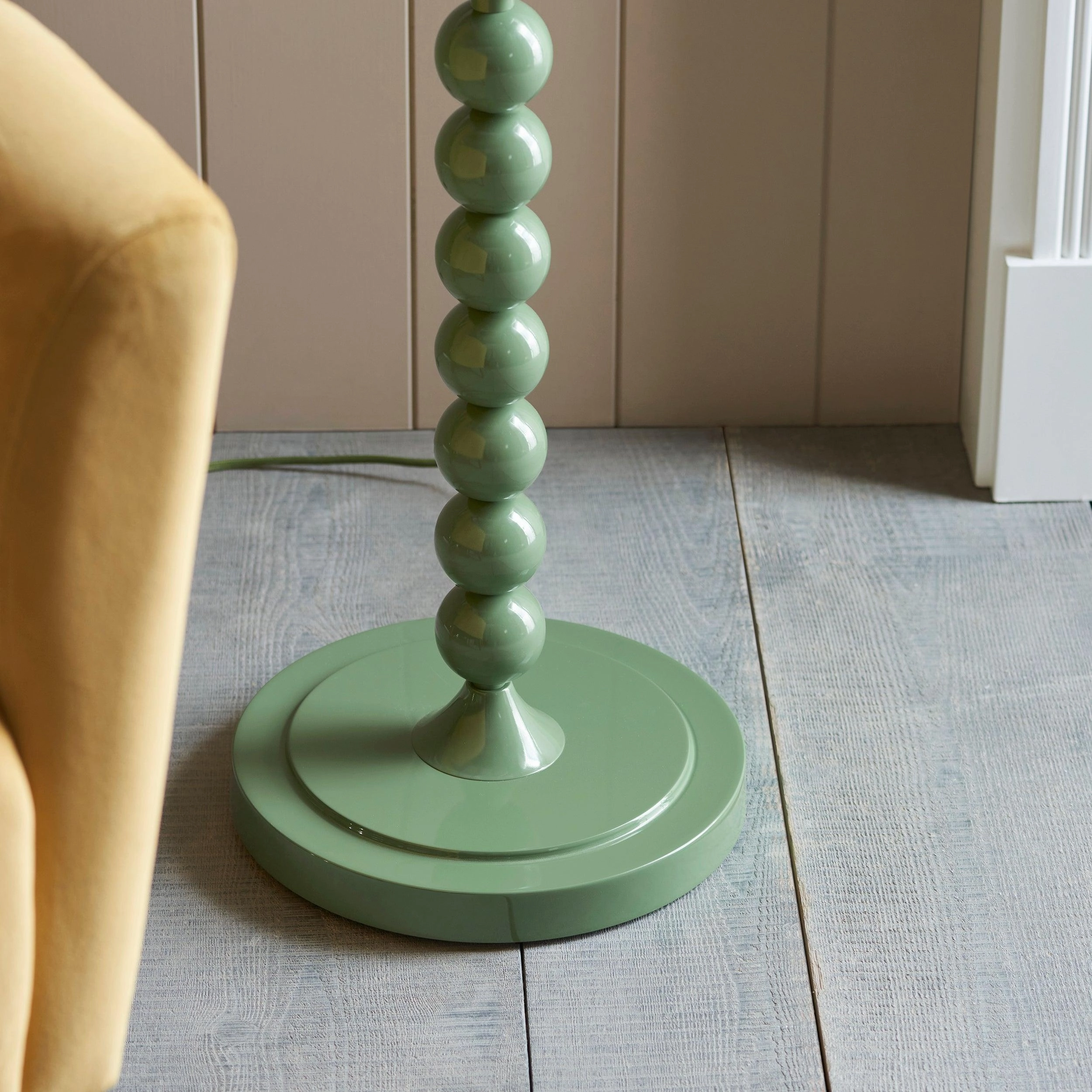 Higgledy Green Floor Lamp & Leaf 35cm Pearl Grey Shade