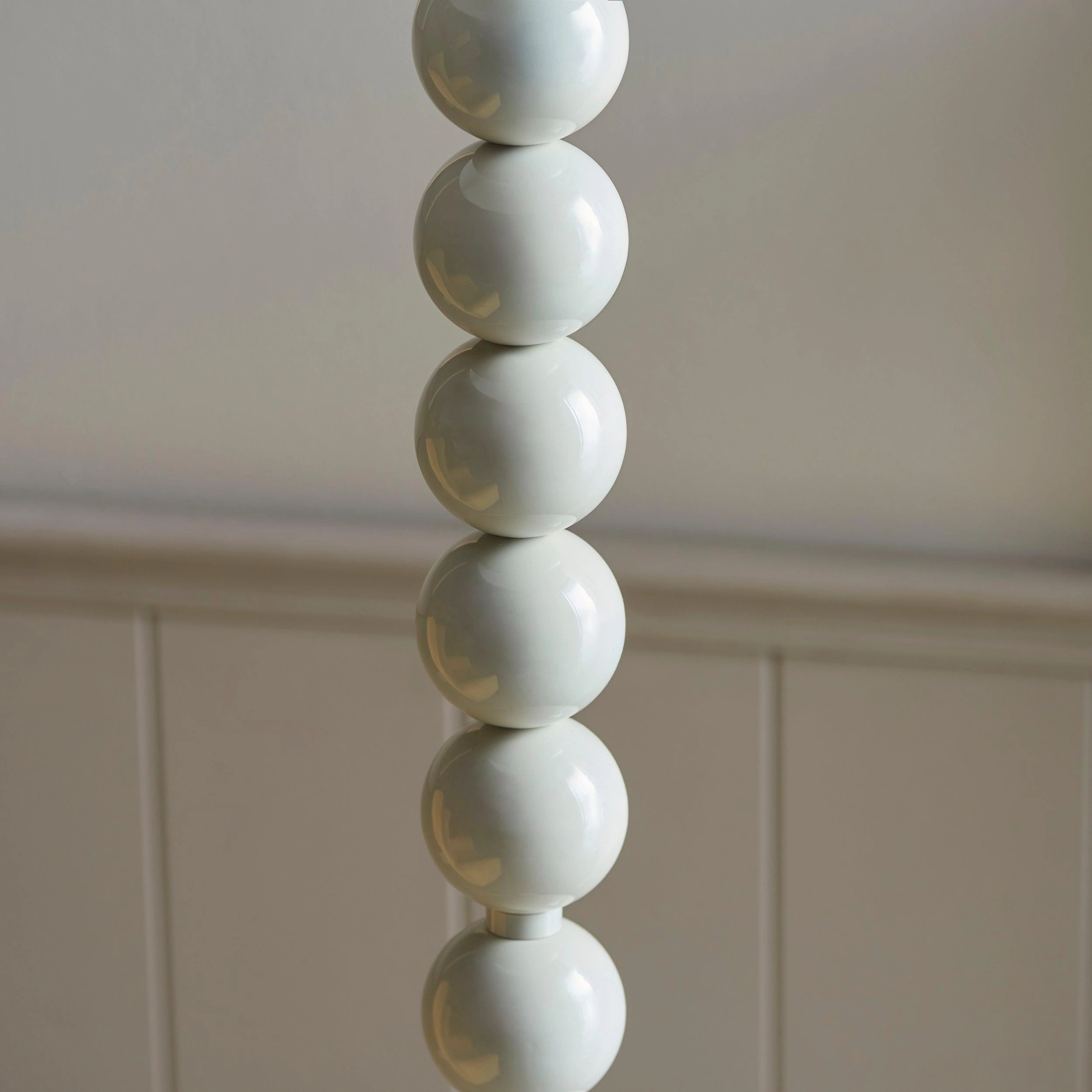 Higgledy White Floor Lamp & Ripple 35cm Pearl Grey Shade