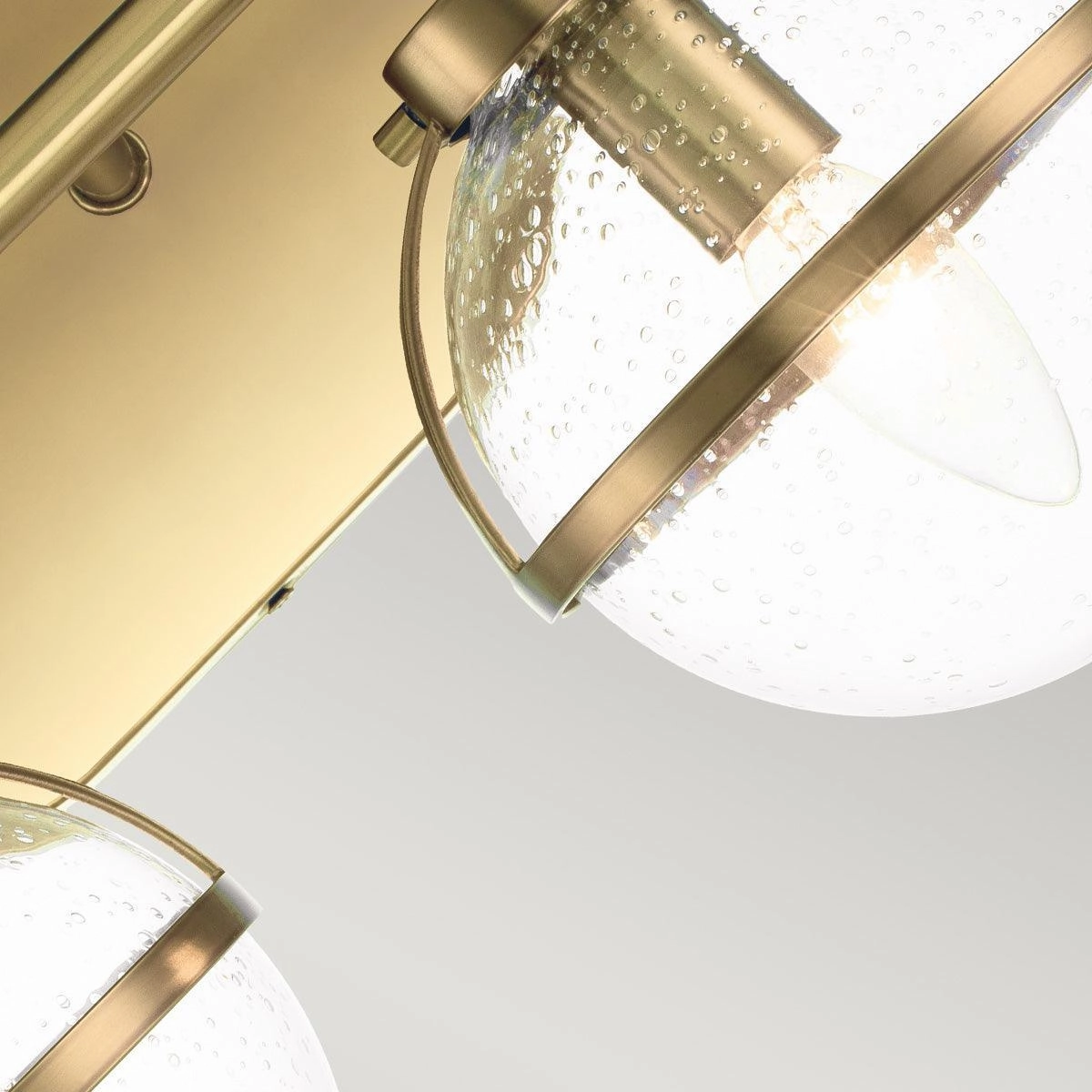 Hinkley Hollis 2 Light Brass Seeded Glass Bathroom Wall Light