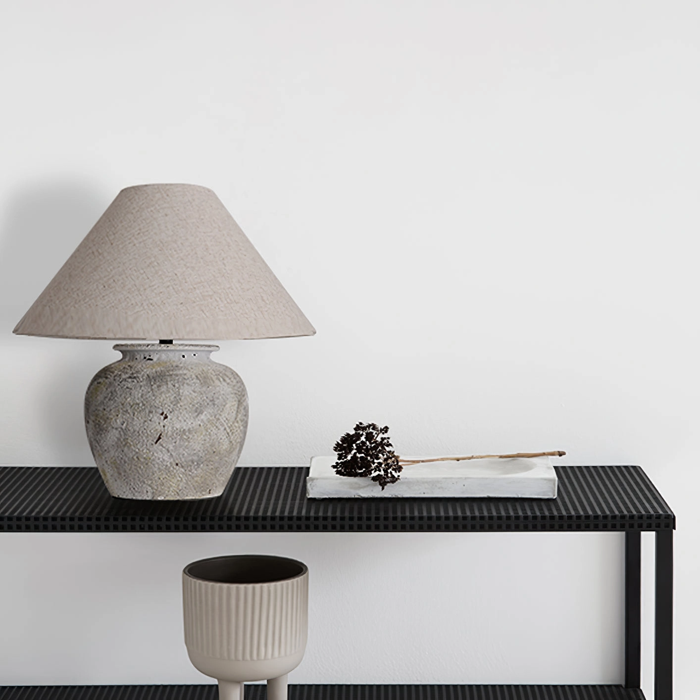 Houa Ceramic Table Lamp