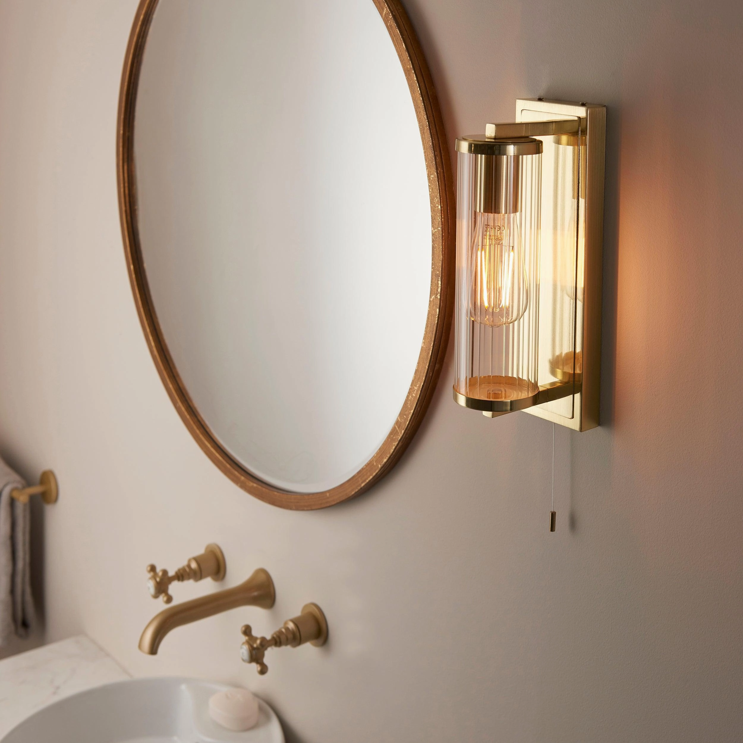 Islington Brass Art Deco Bathroom Wall Light - Glass Shade