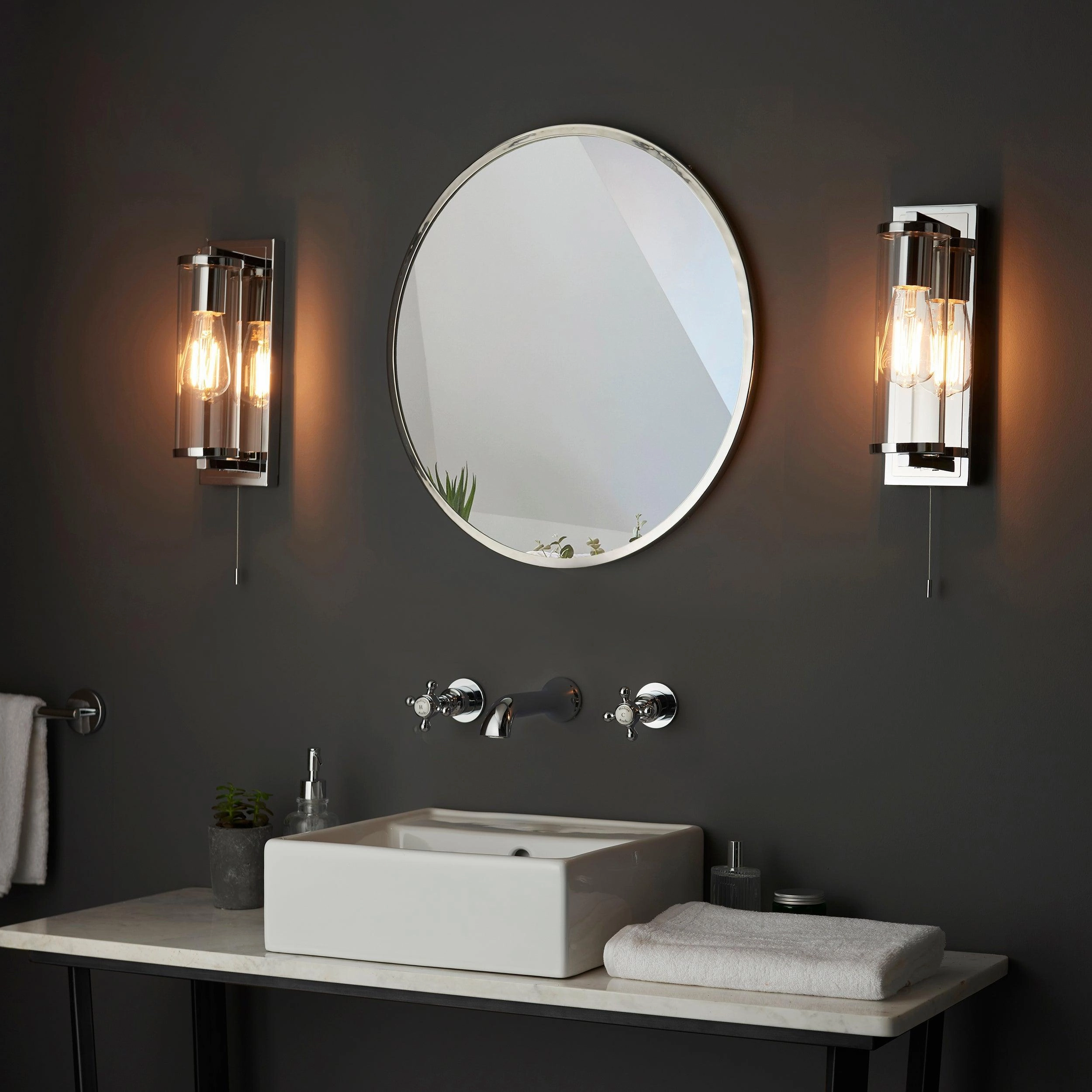 Islington Chrome Art Deco Bathroom Wall Light - Glass Shade
