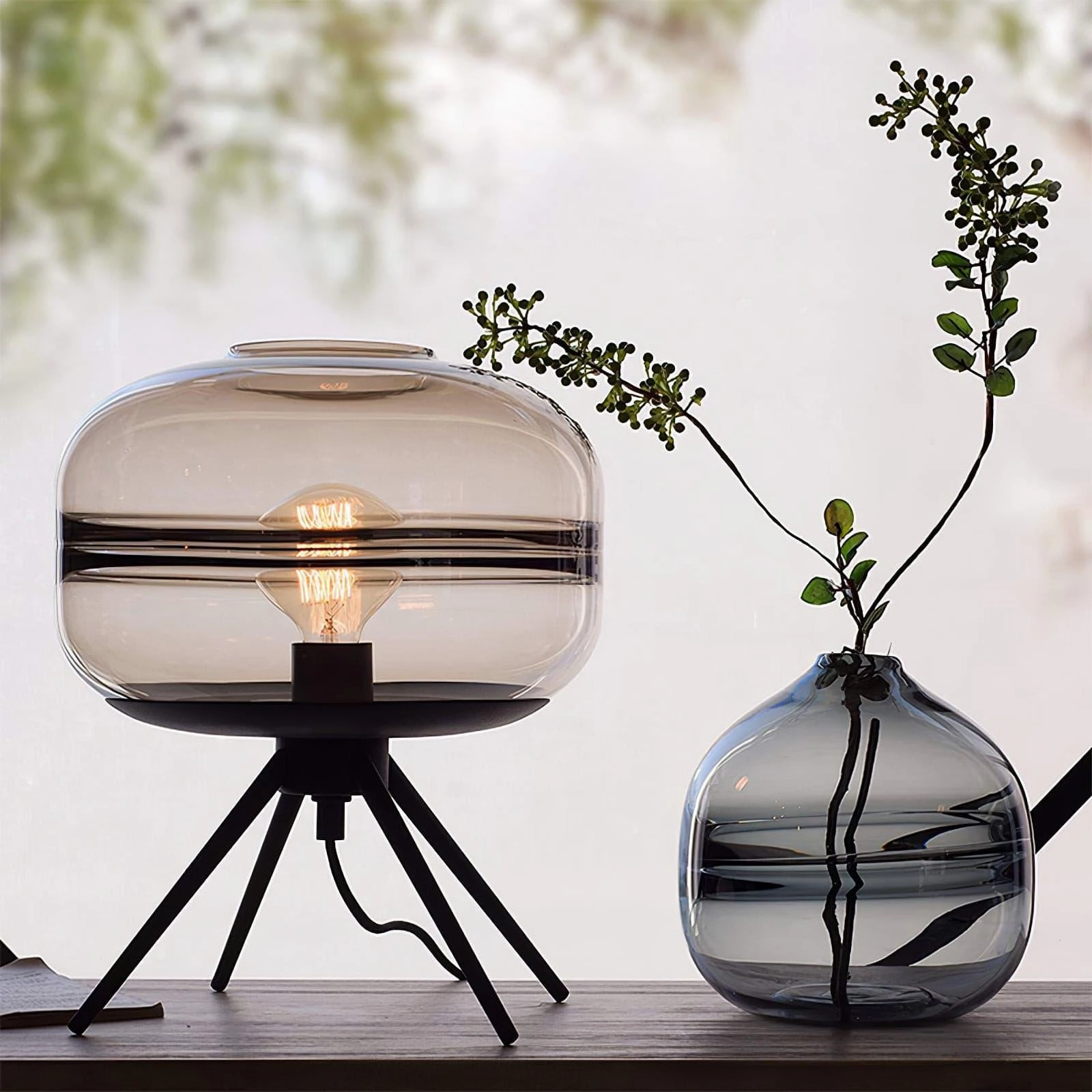 JAR Table Lamp
