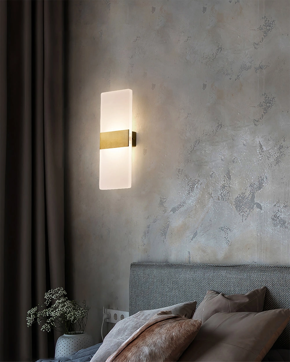 Jenks Wall Lamp