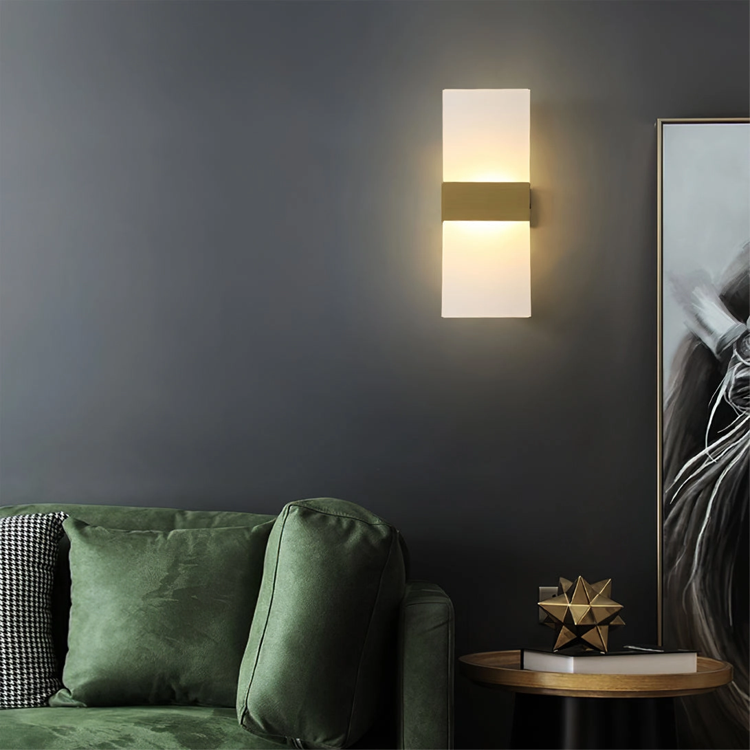 Jenks Wall Lamp