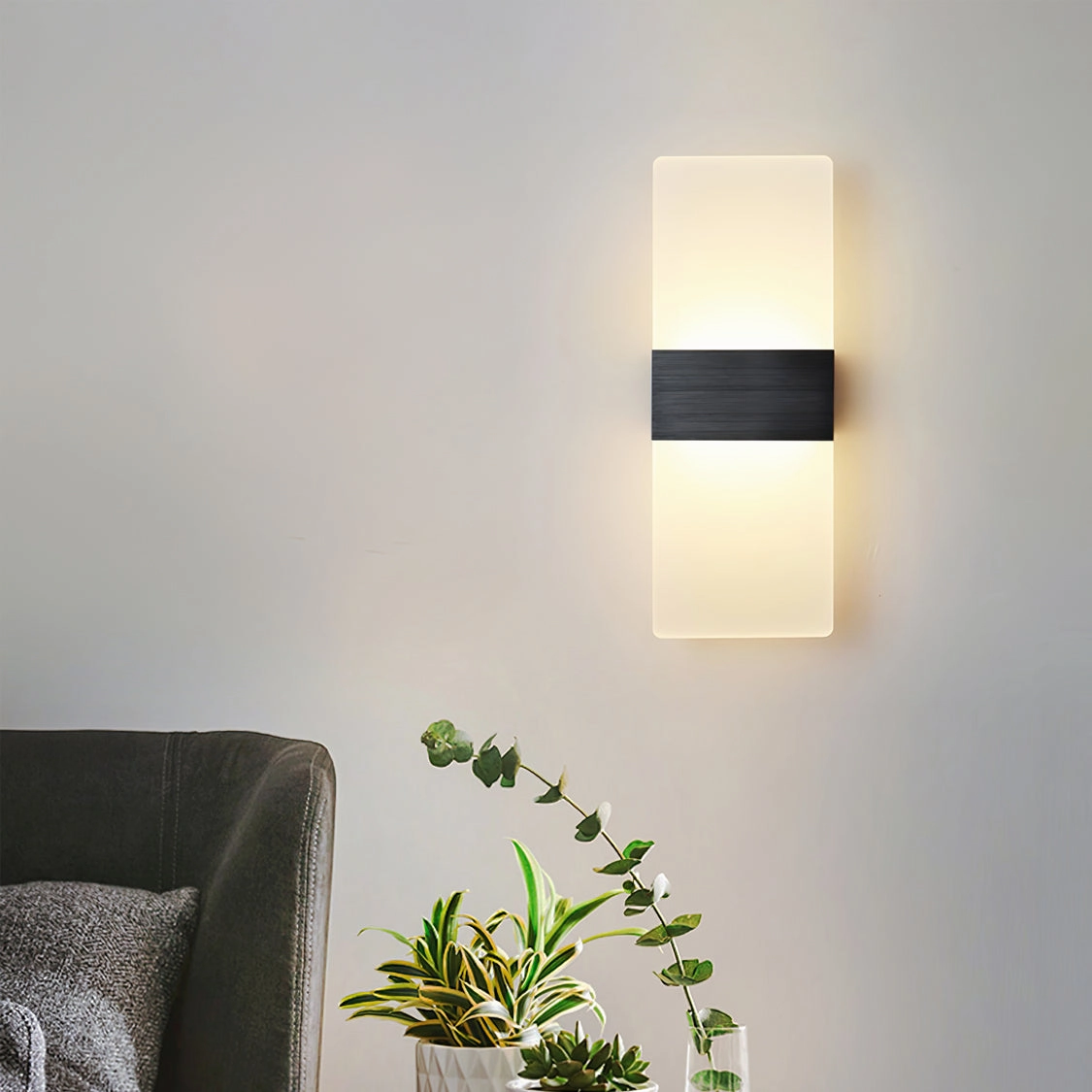 Jenks Wall Lamp