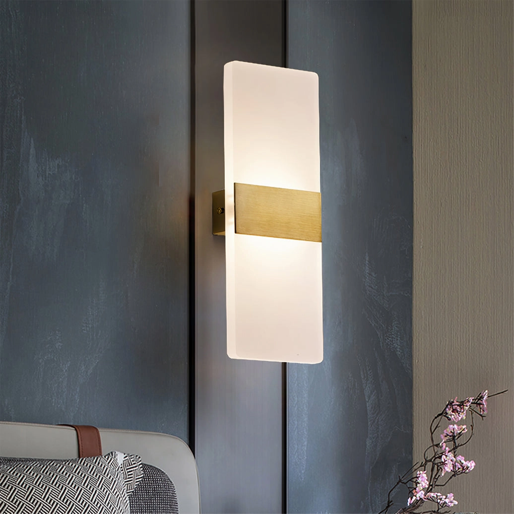 Jenks Wall Lamp