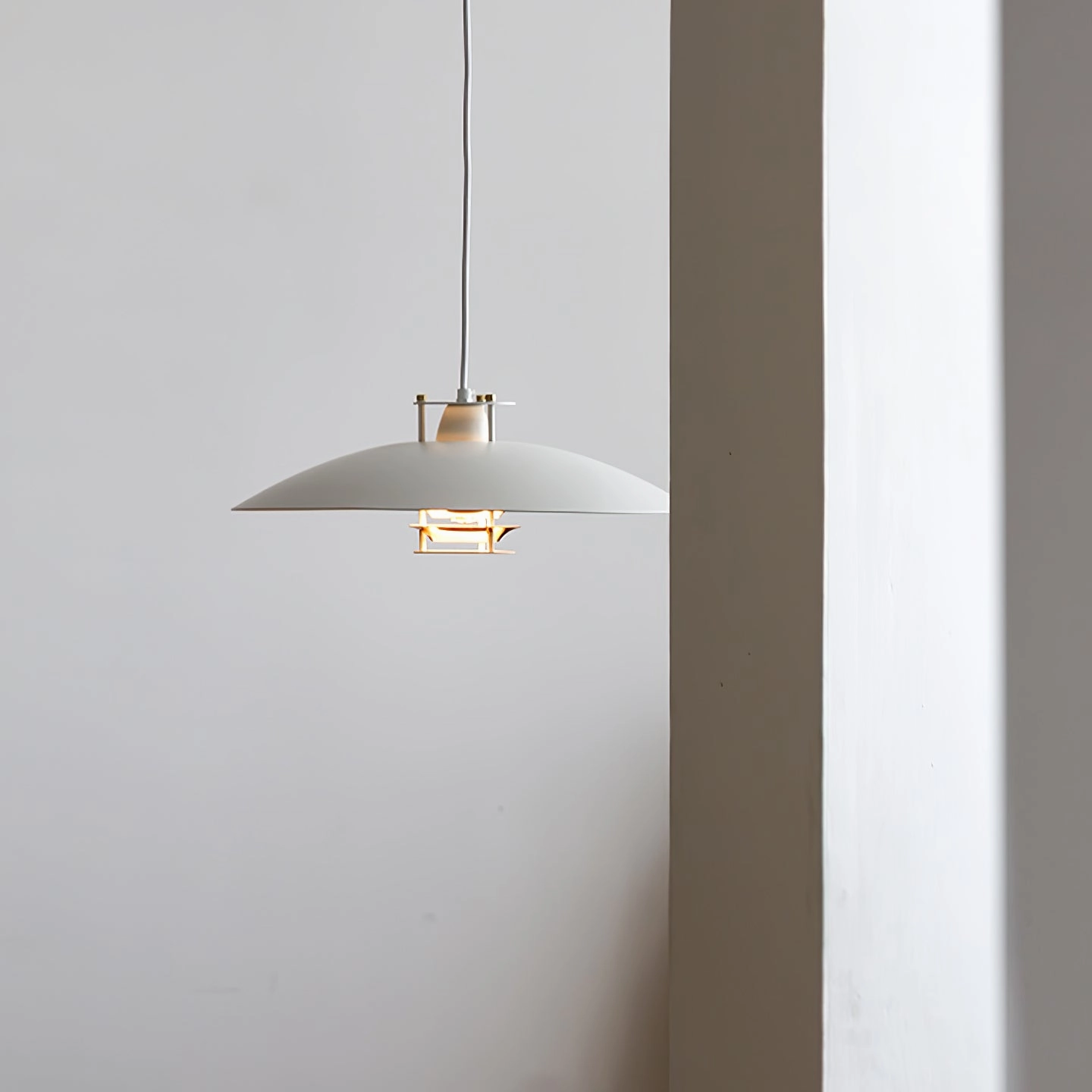 JL 341 Pendant Light