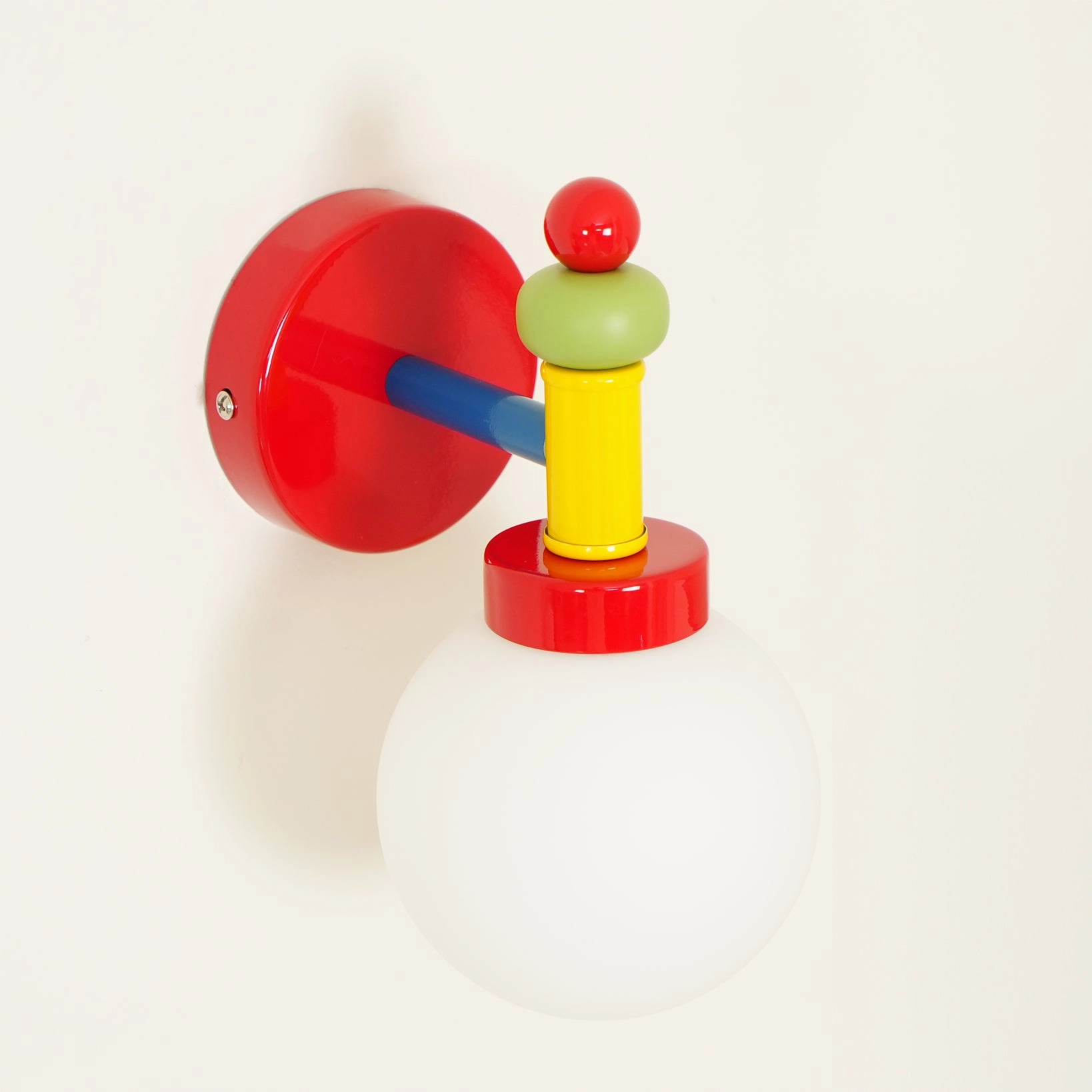 Junit Wall Lamp