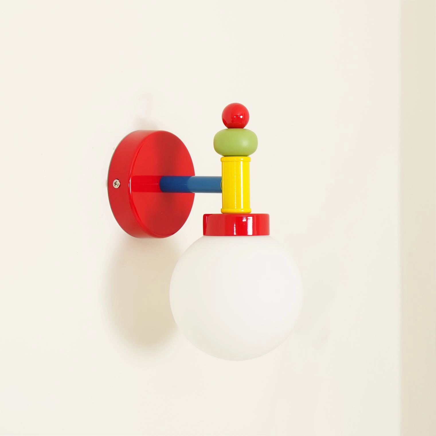 Junit Wall Lamp