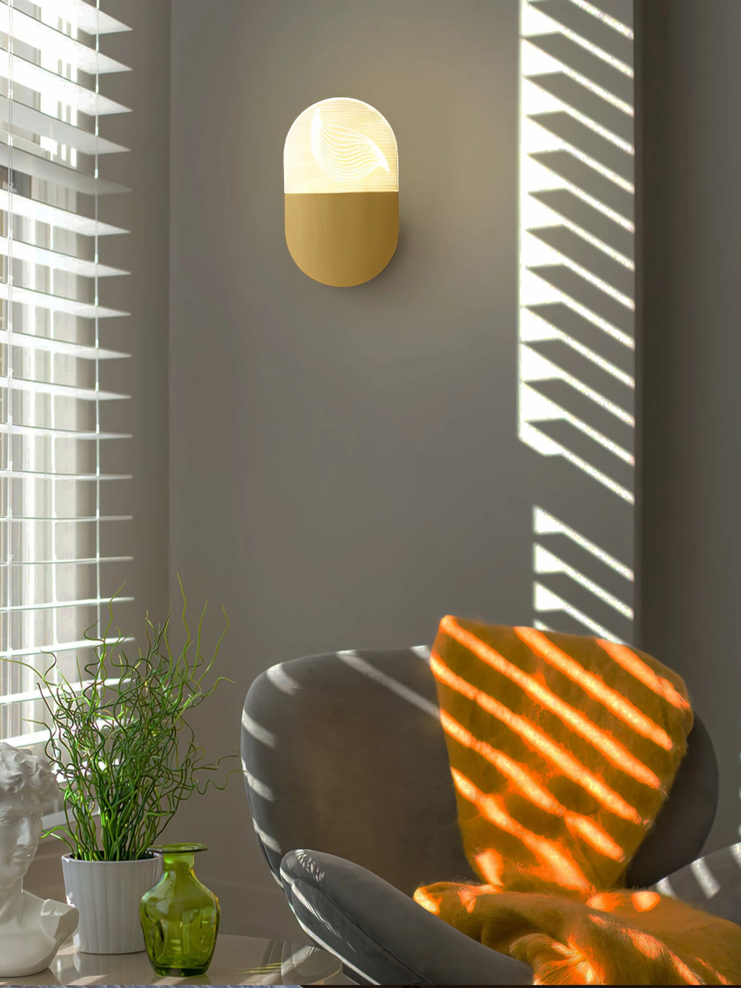 Kaikea Wall Lamp