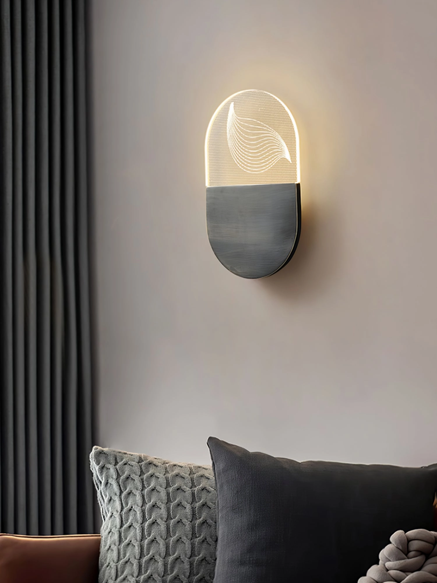 Kaikea Wall Lamp