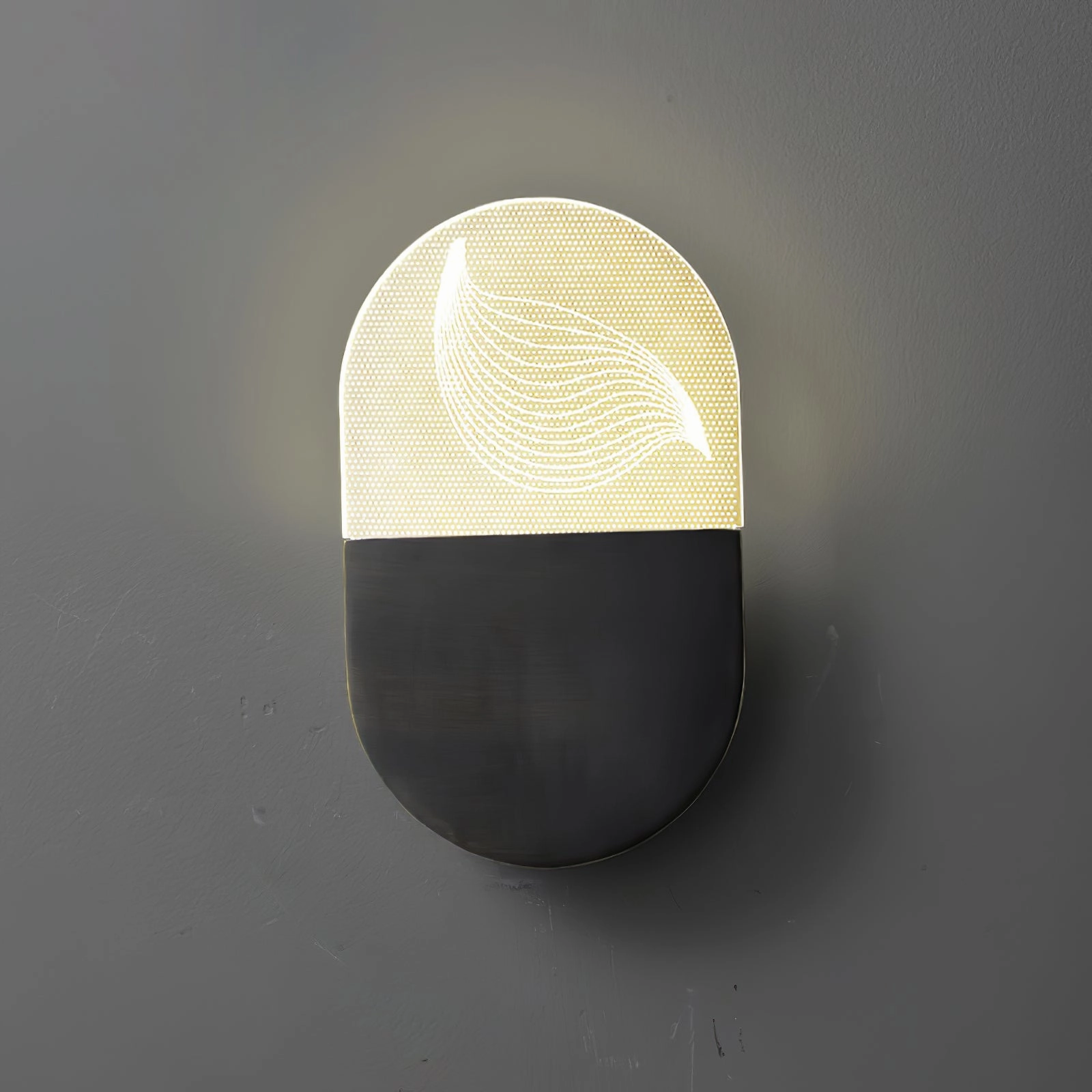Kaikea Wall Lamp