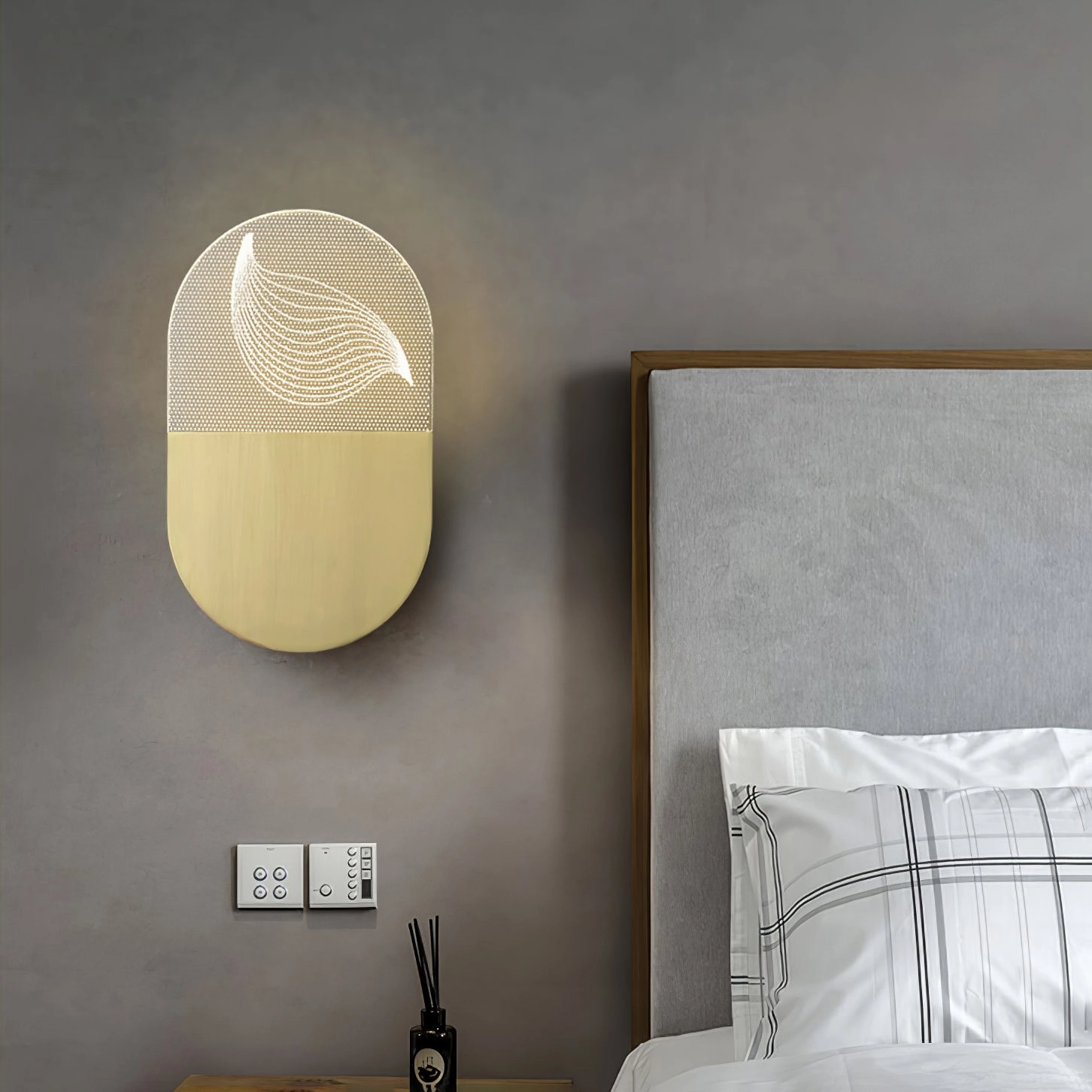 Kaikea Wall Lamp
