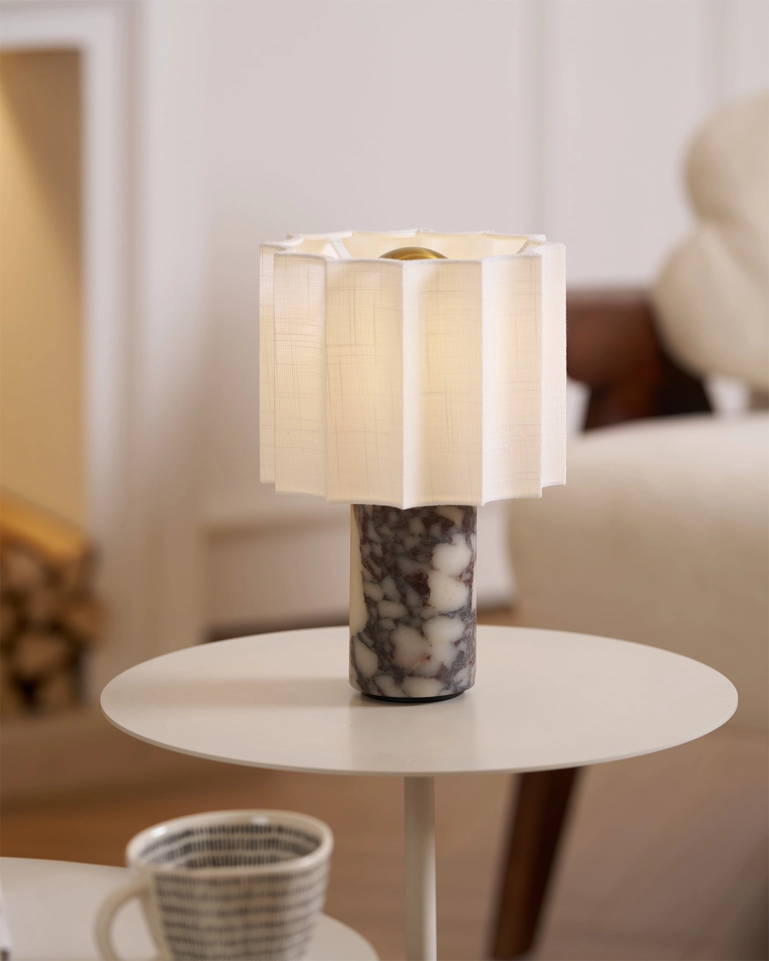 Kane Built-in Battery Table Lamp