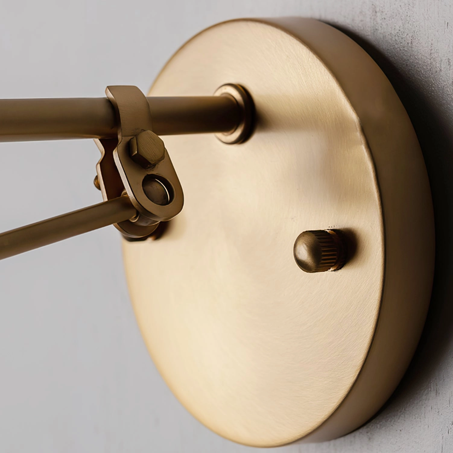 Kane Wall Lamp