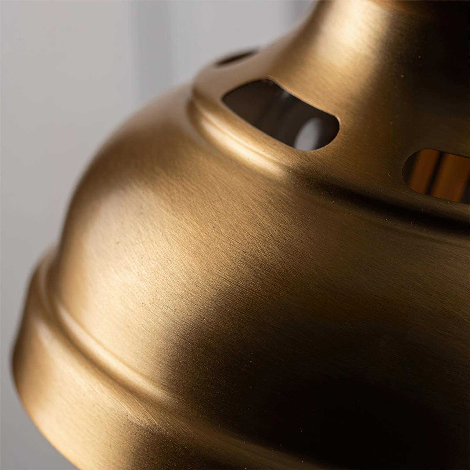 Kane Wall Lamp