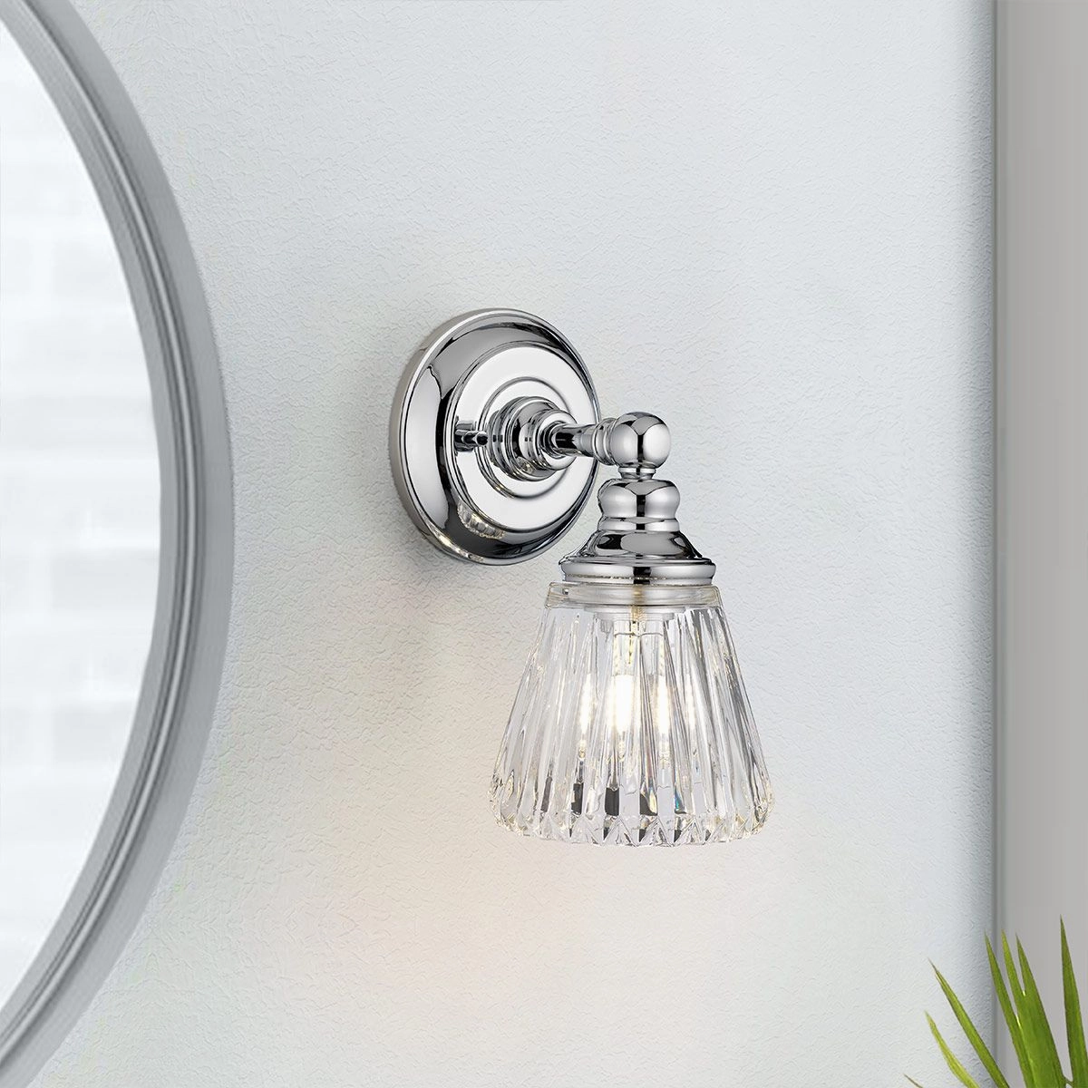 Keynes 1 Light Polished Chrome Bathroom Wall Light