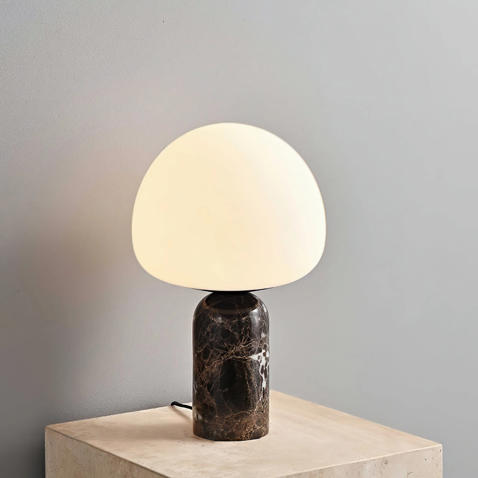 Kizu Table Lamp
