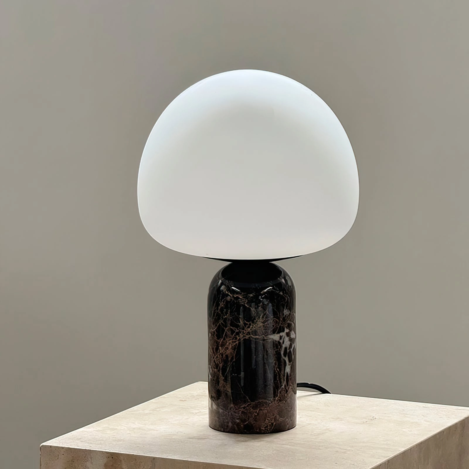 Kizu Table Lamp
