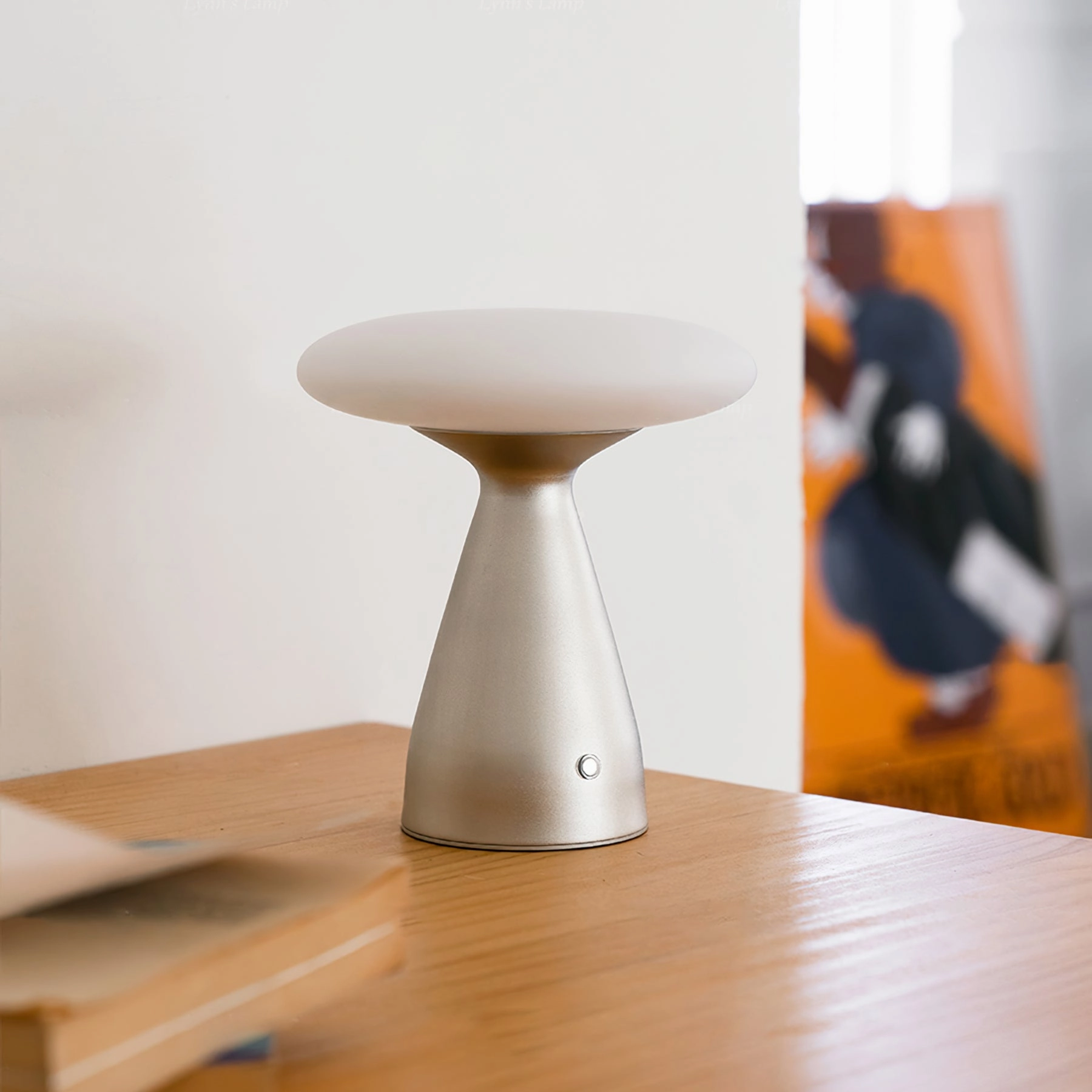 Klaus Table Lamp