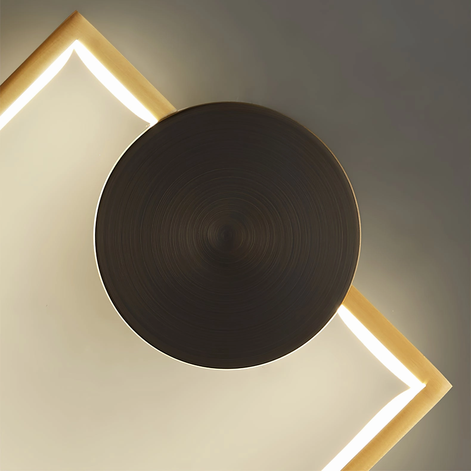Koya Wall Lamp