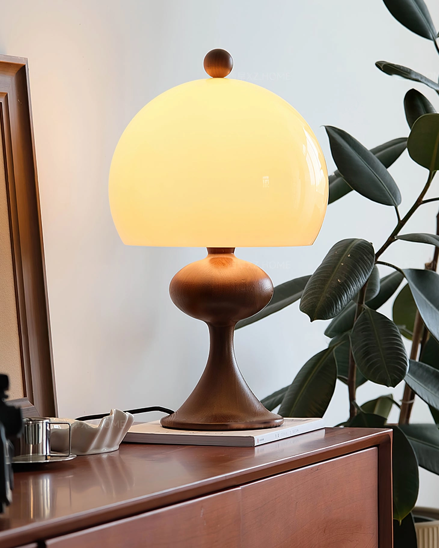 Laddi Table Lamp
