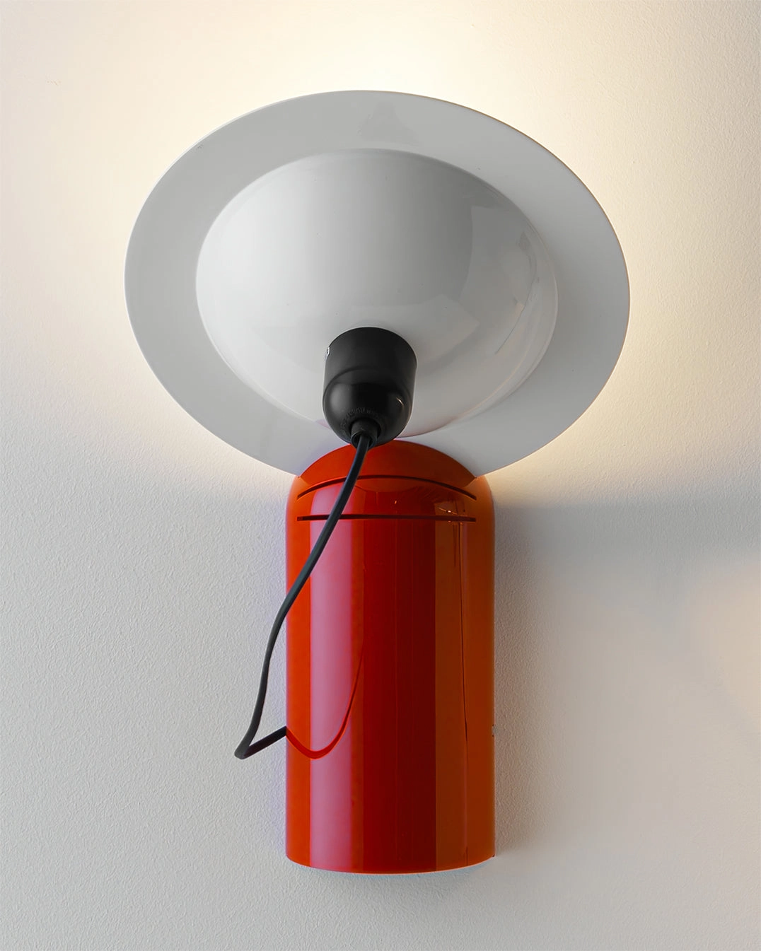 Lampiatta Wall Lamp