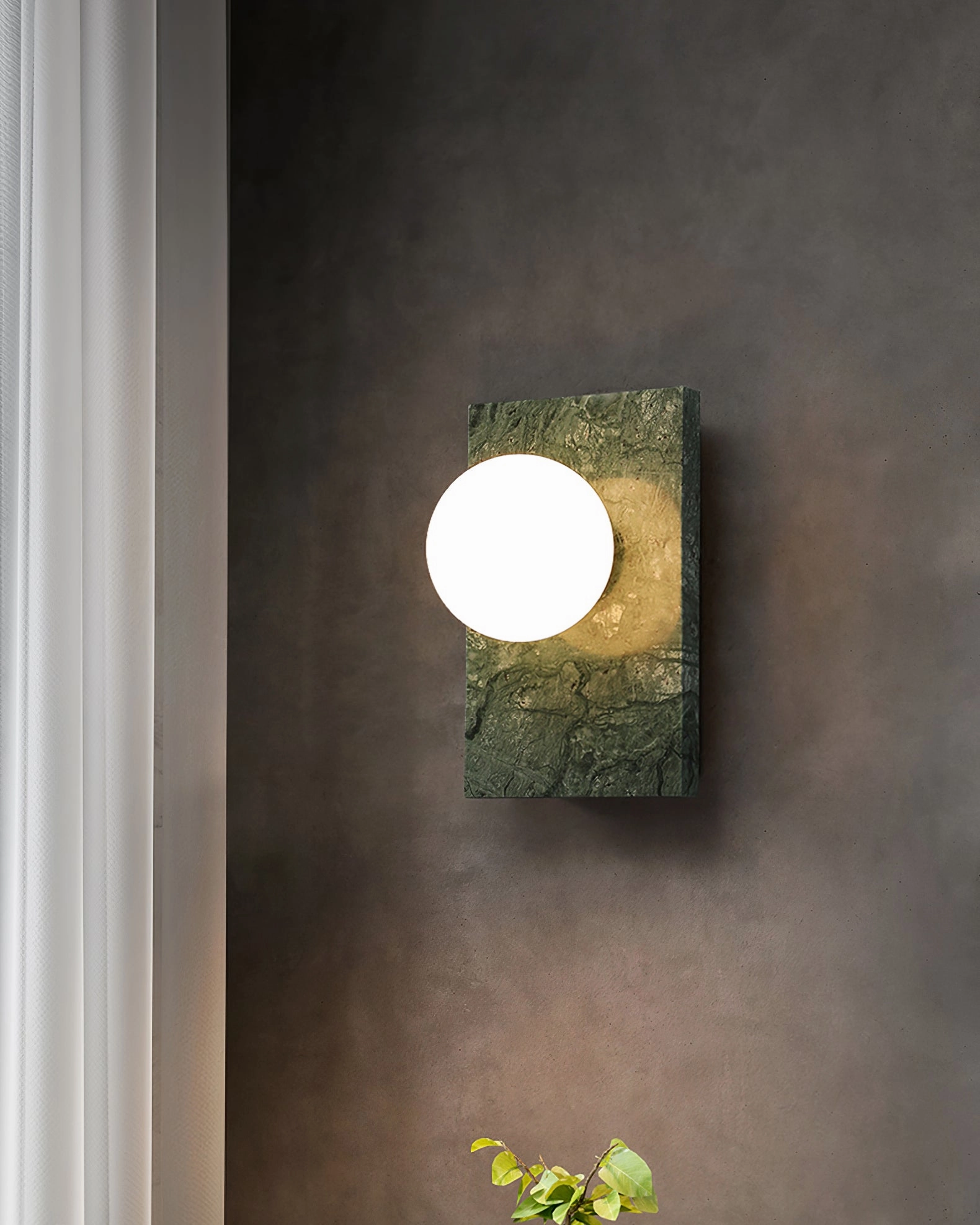 Lan Wall Lamp