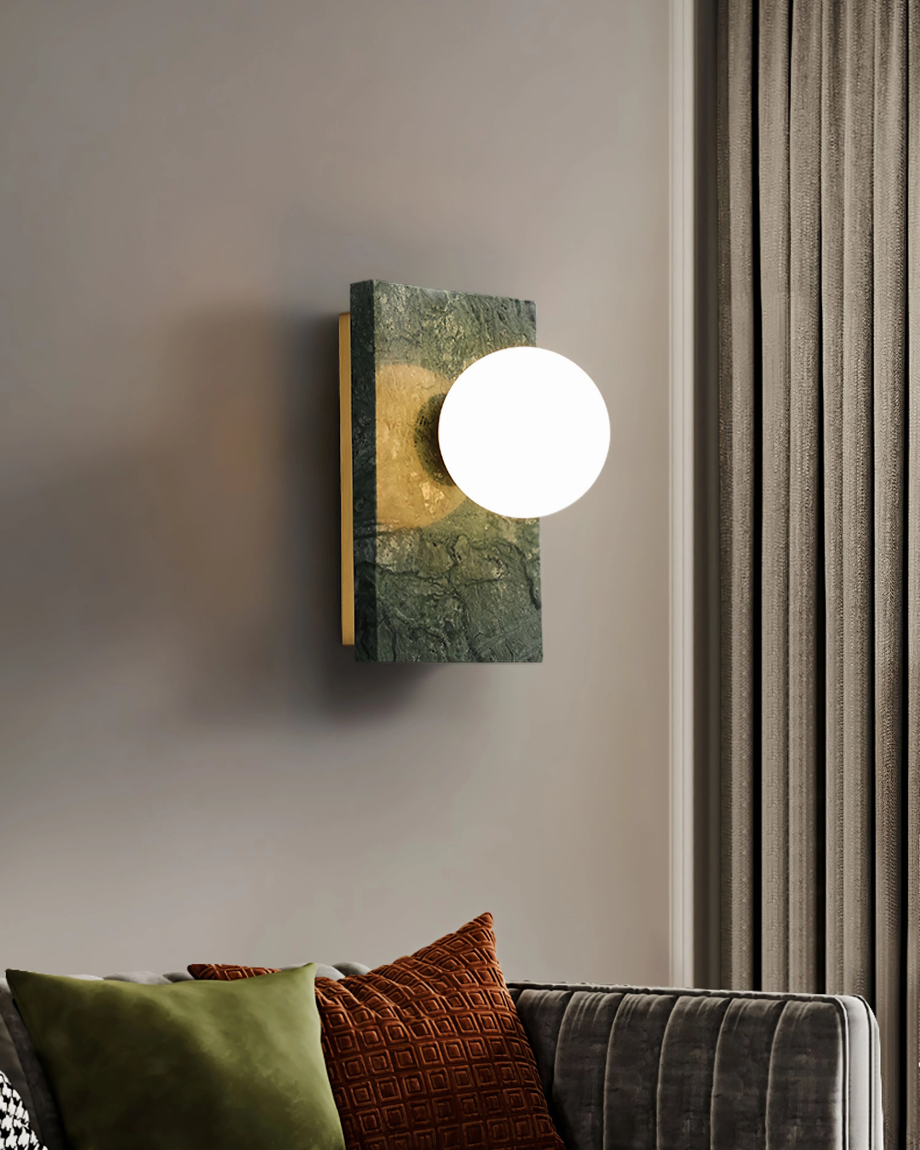 Lan Wall Lamp
