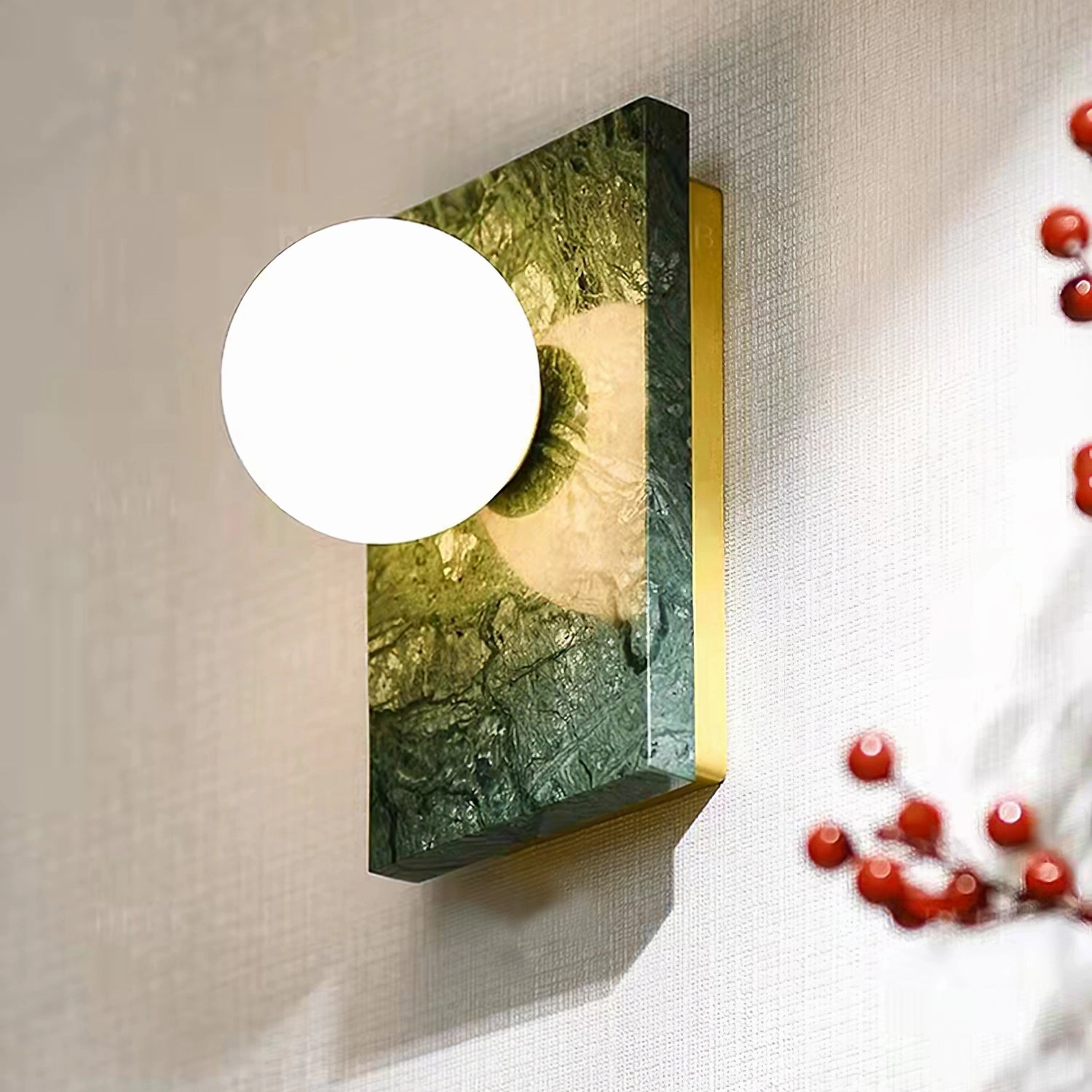 Lan Wall Lamp
